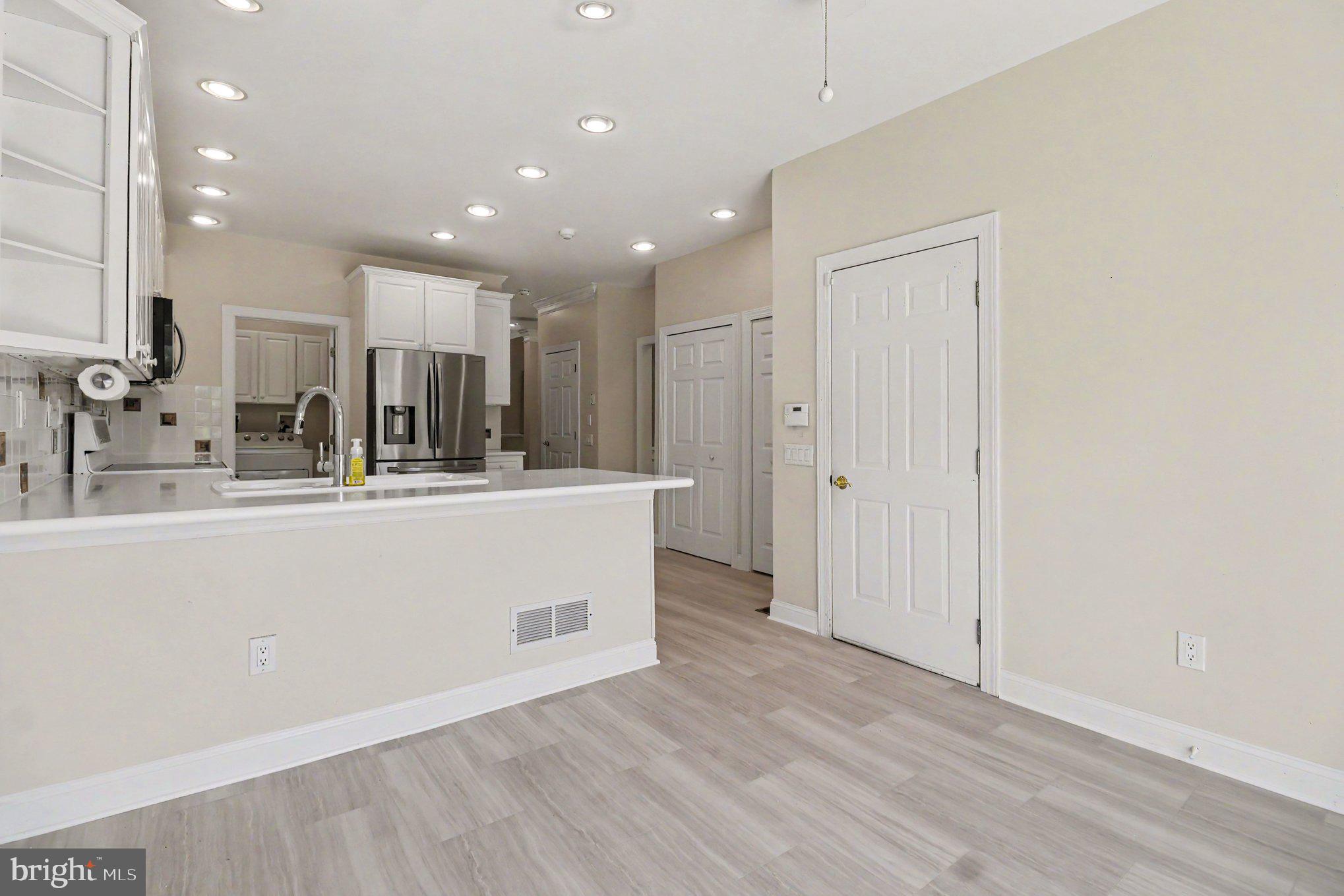 BLUE BELL CC - Residential