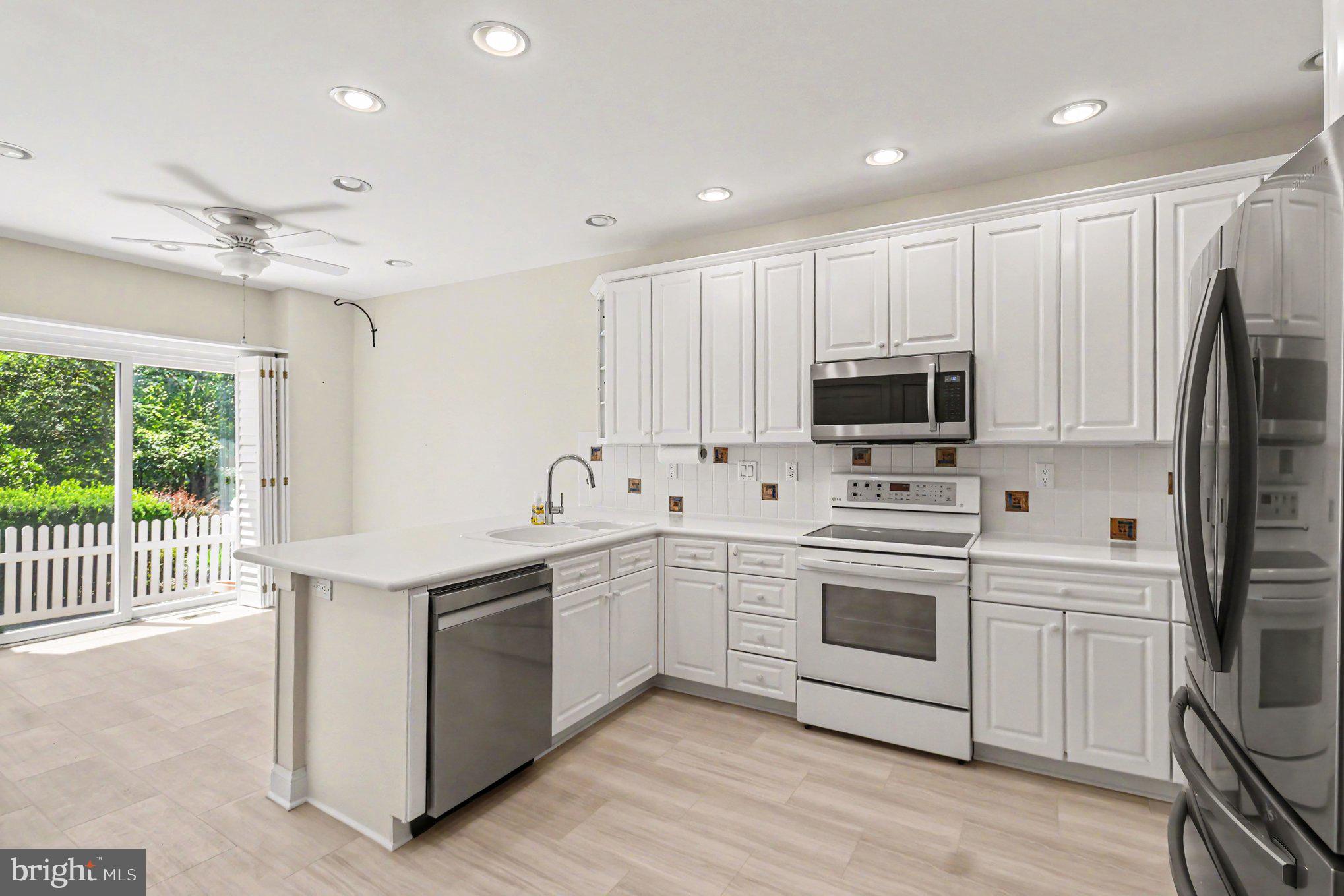 BLUE BELL CC - Residential