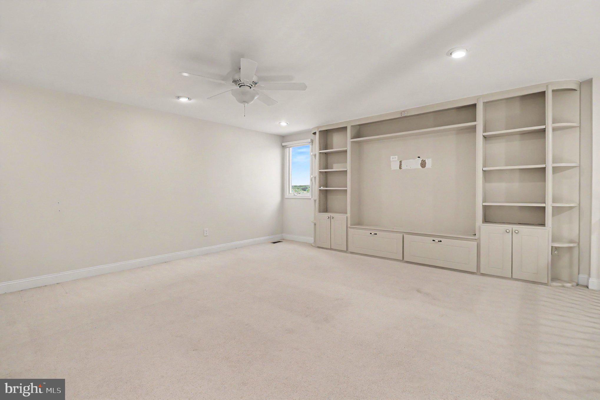 BLUE BELL CC - Residential