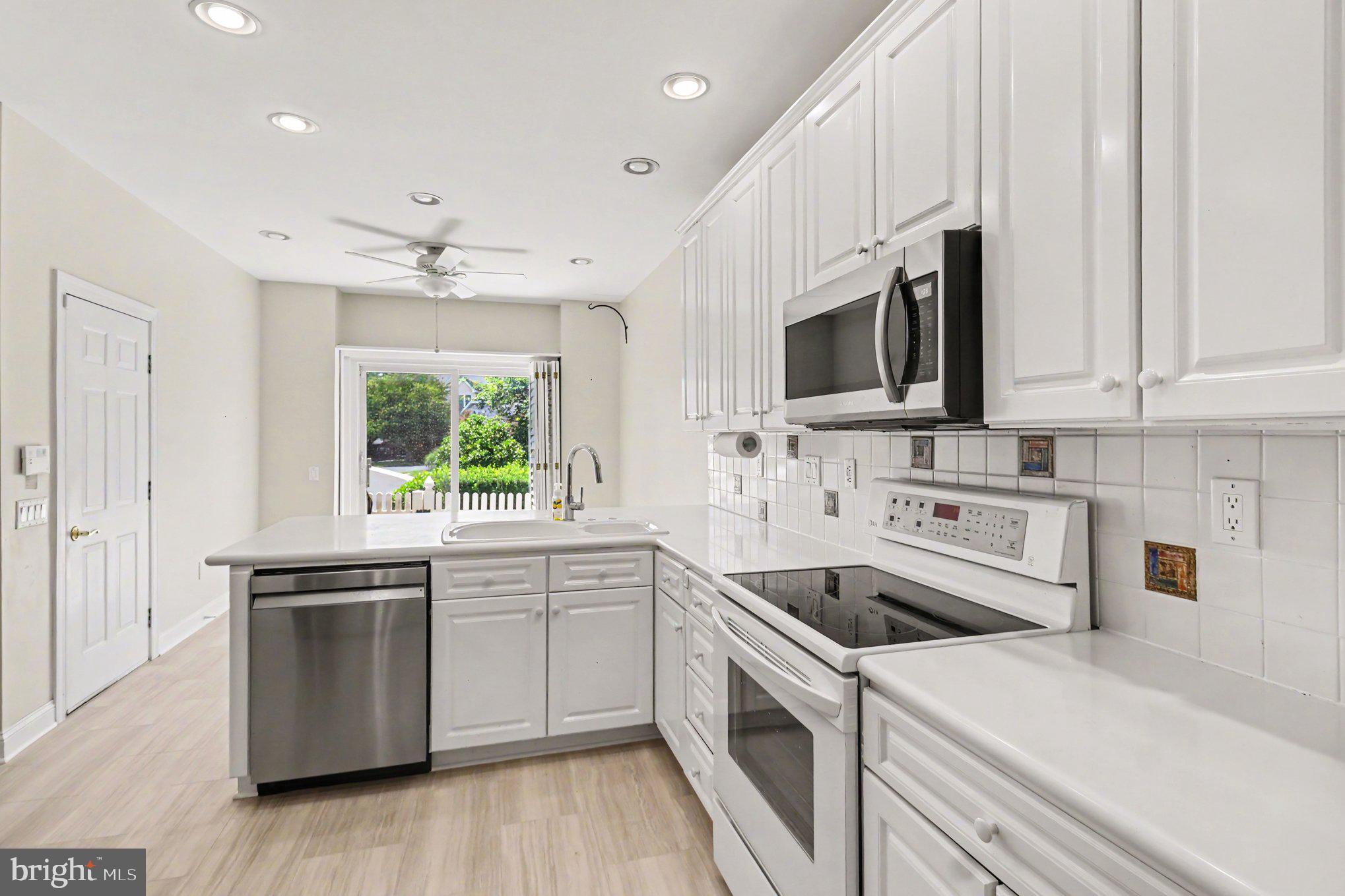BLUE BELL CC - Residential
