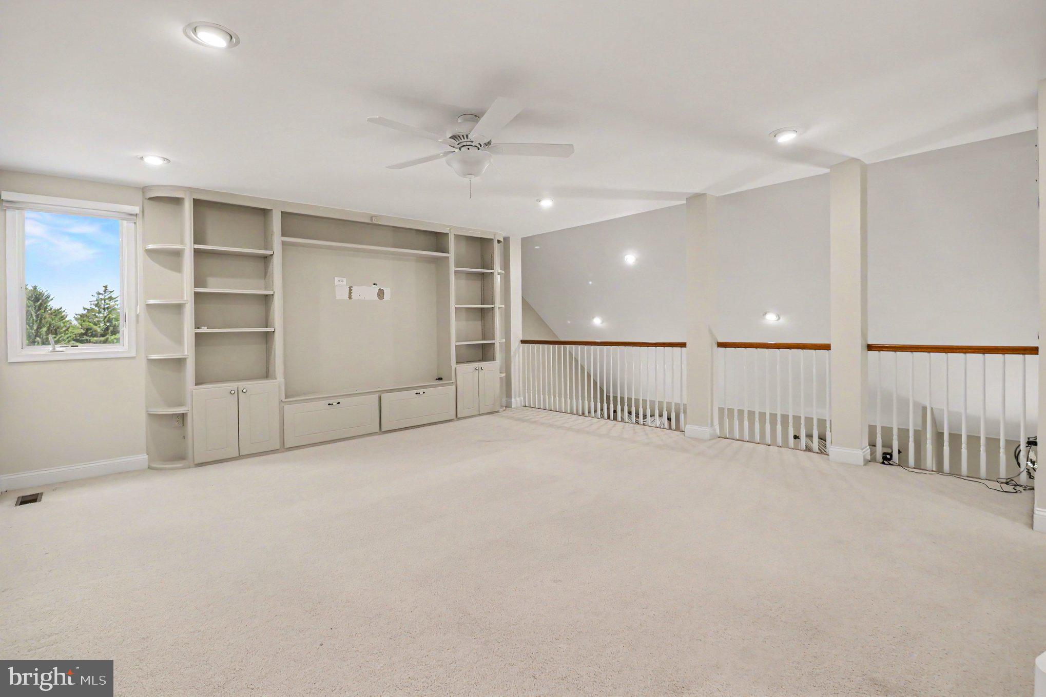BLUE BELL CC - Residential