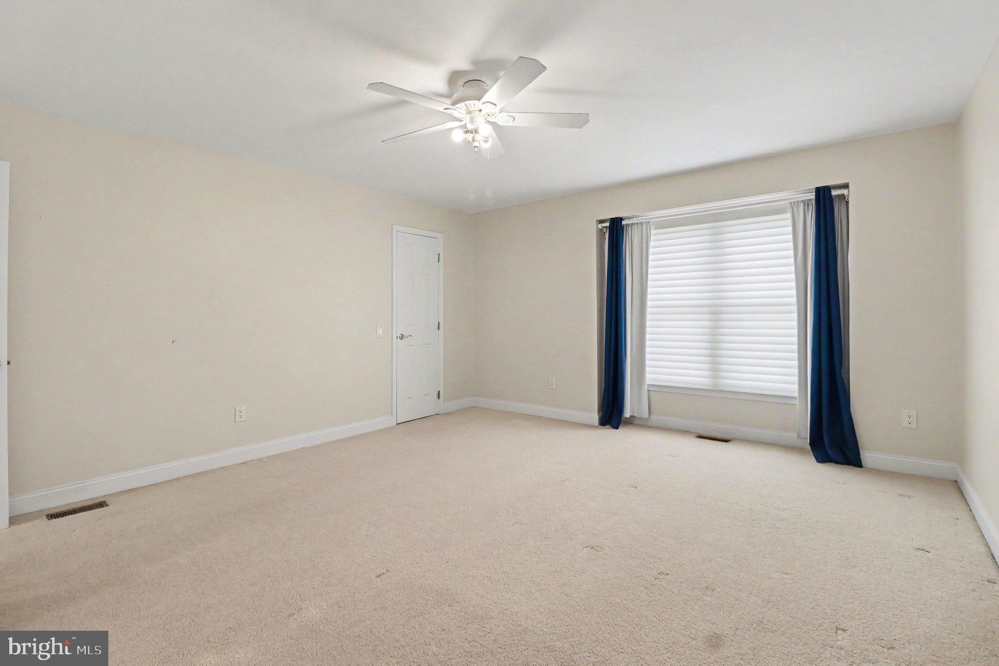 BLUE BELL CC - Residential