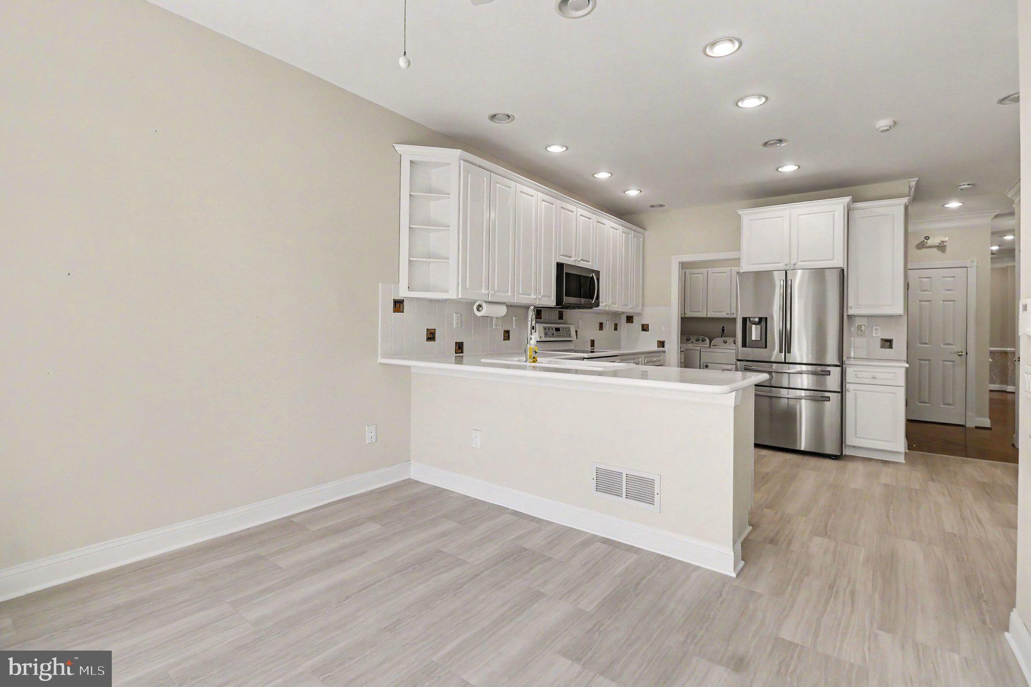 BLUE BELL CC - Residential