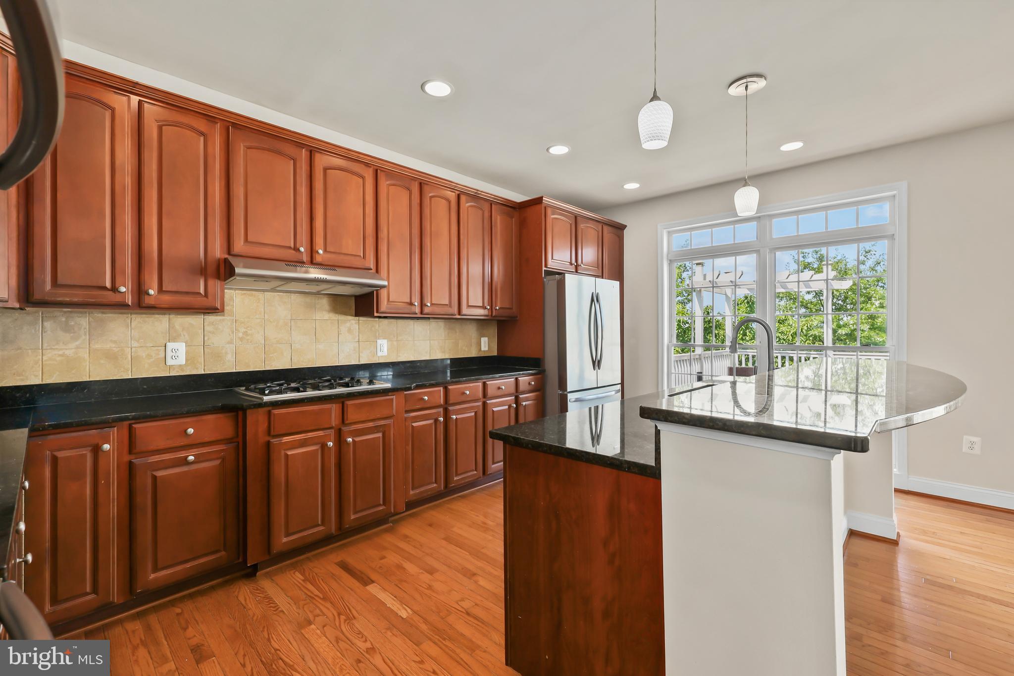 BRADDOCK CORNER - Residential