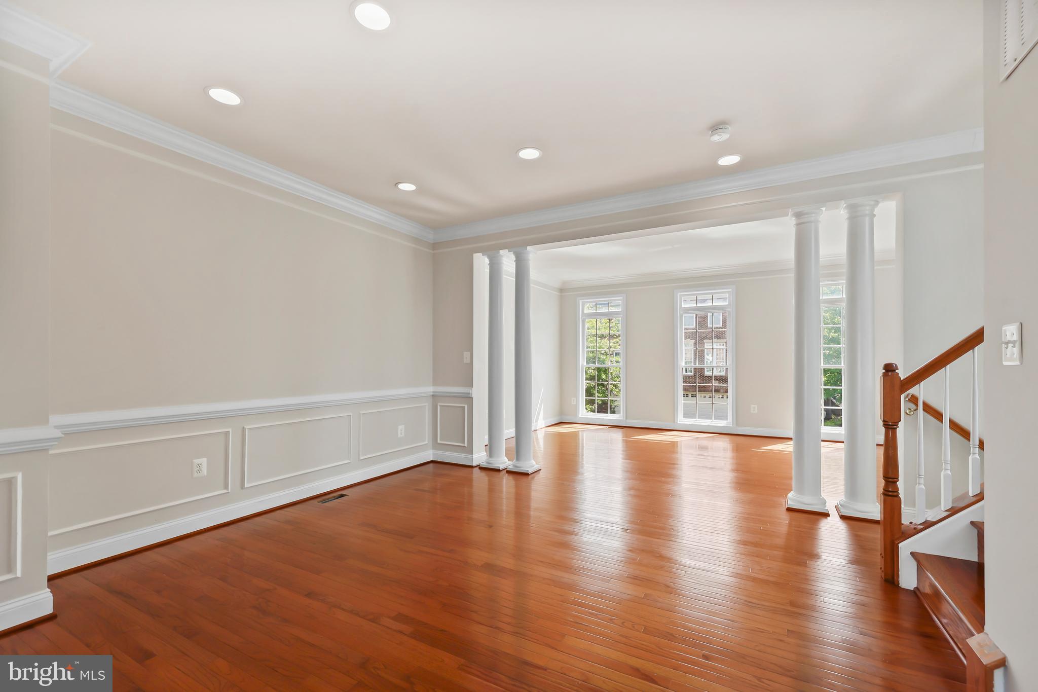 BRADDOCK CORNER - Residential