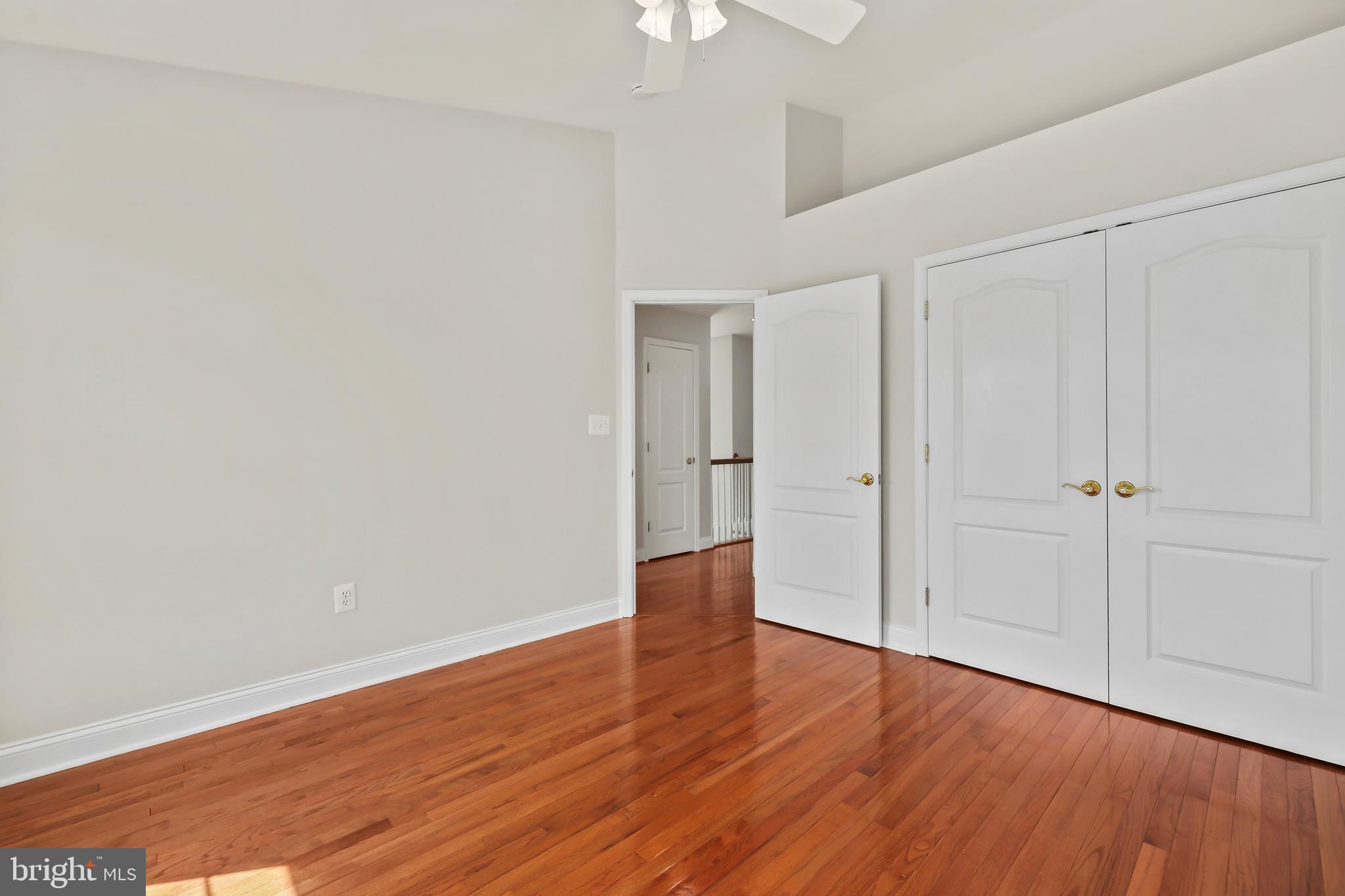 BRADDOCK CORNER - Residential