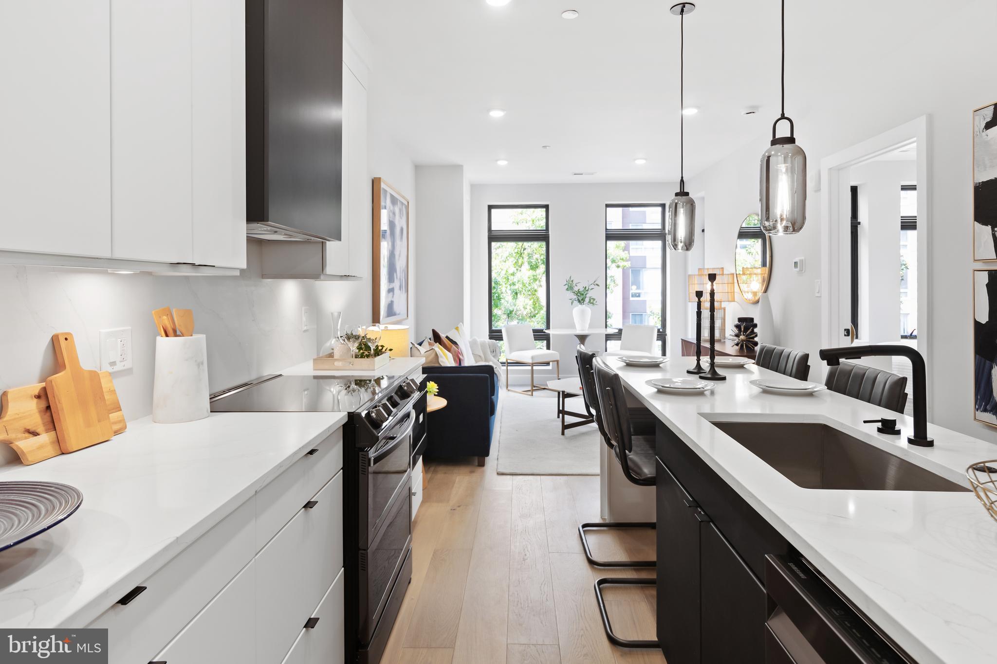 LOGAN/SHAW - Residential