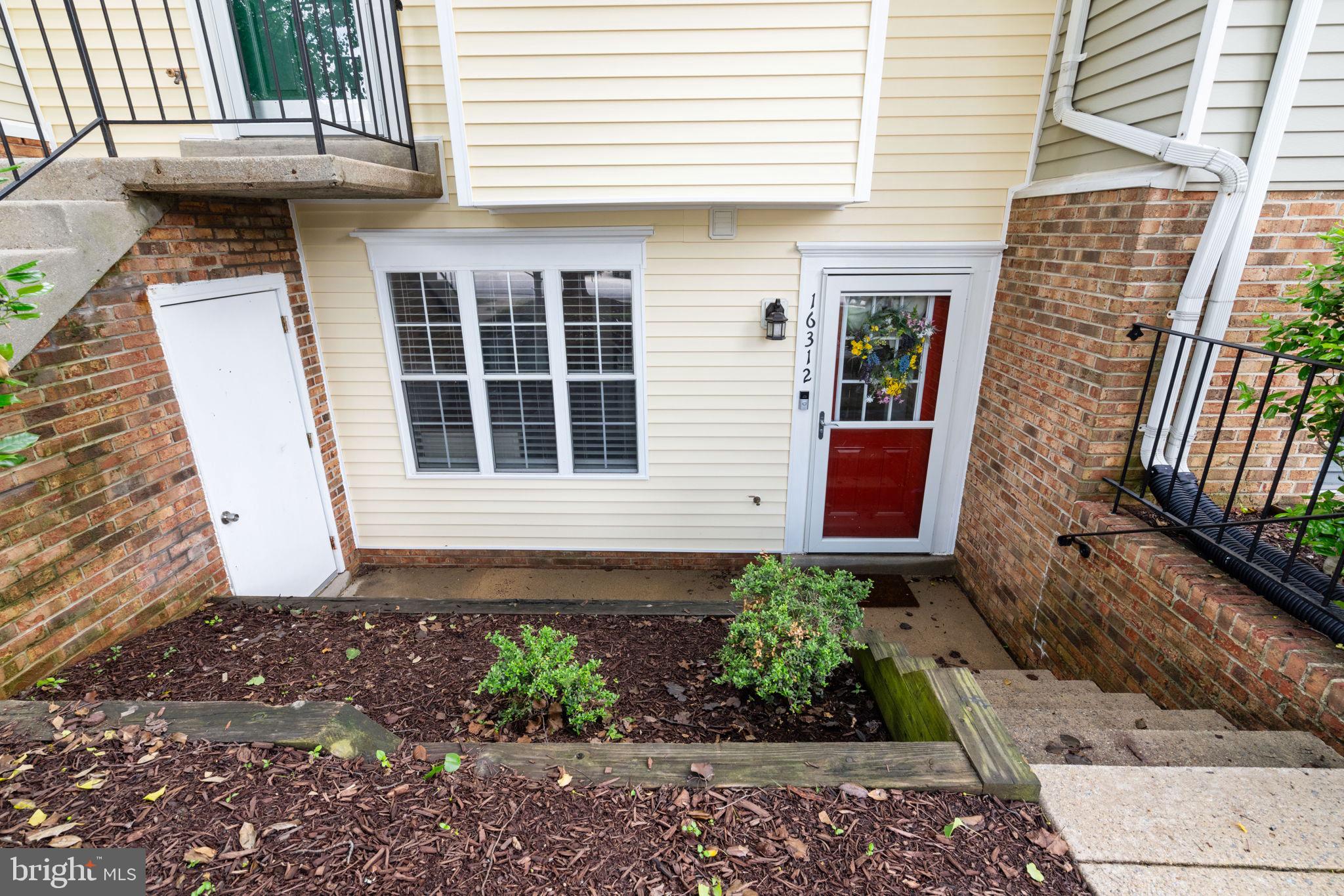 STOCKBRIDGE - Residential