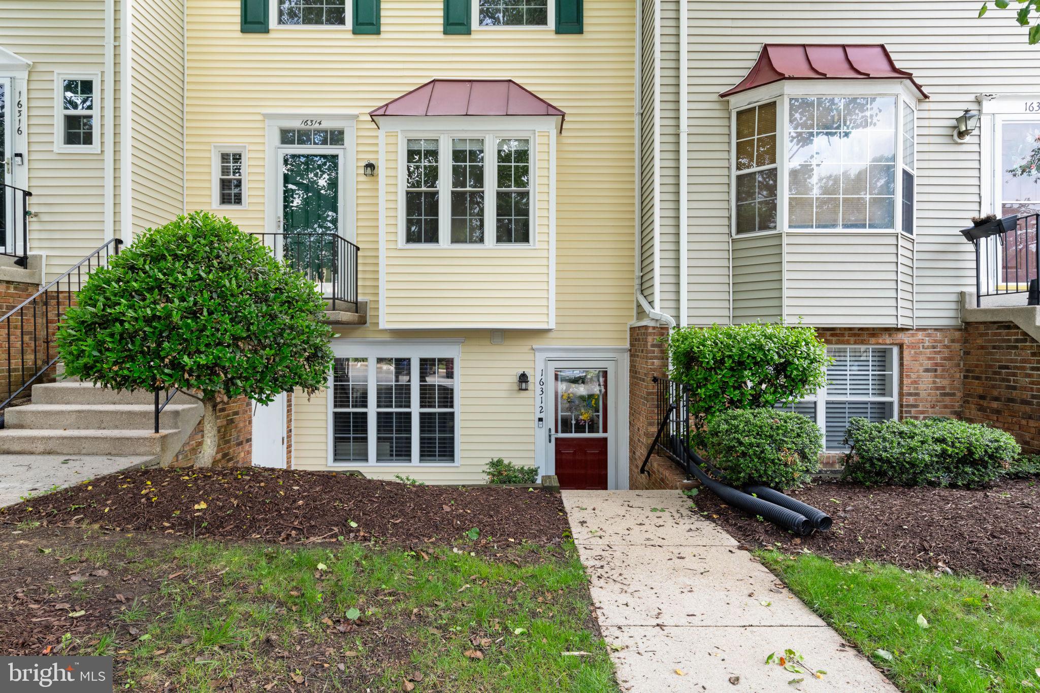STOCKBRIDGE - Residential