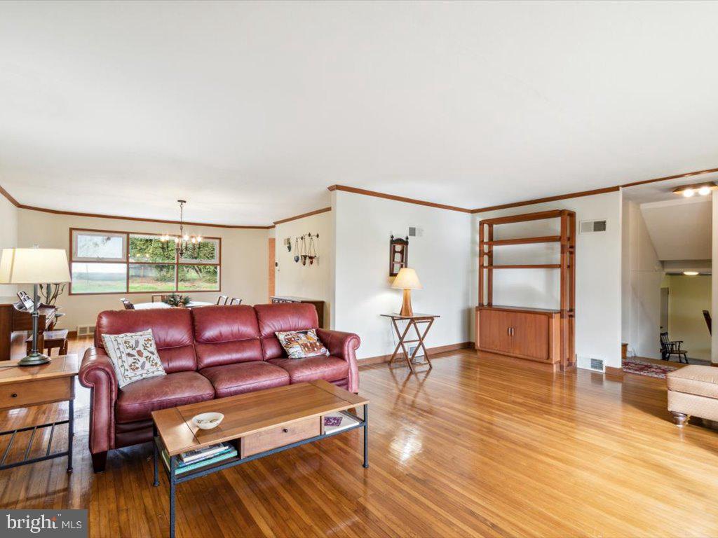 MELROSE PARK - Residential