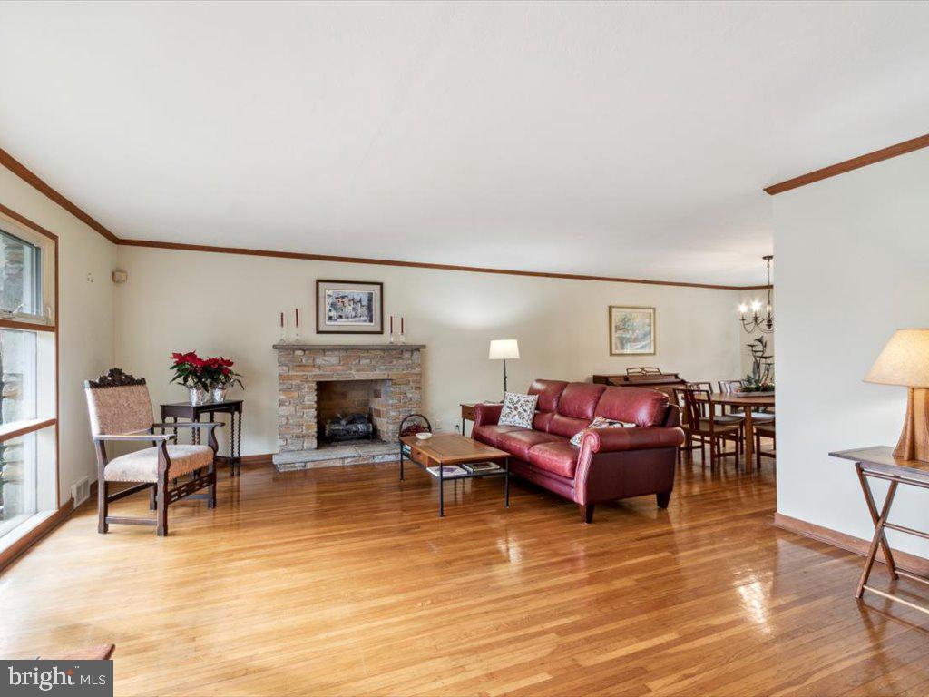 MELROSE PARK - Residential