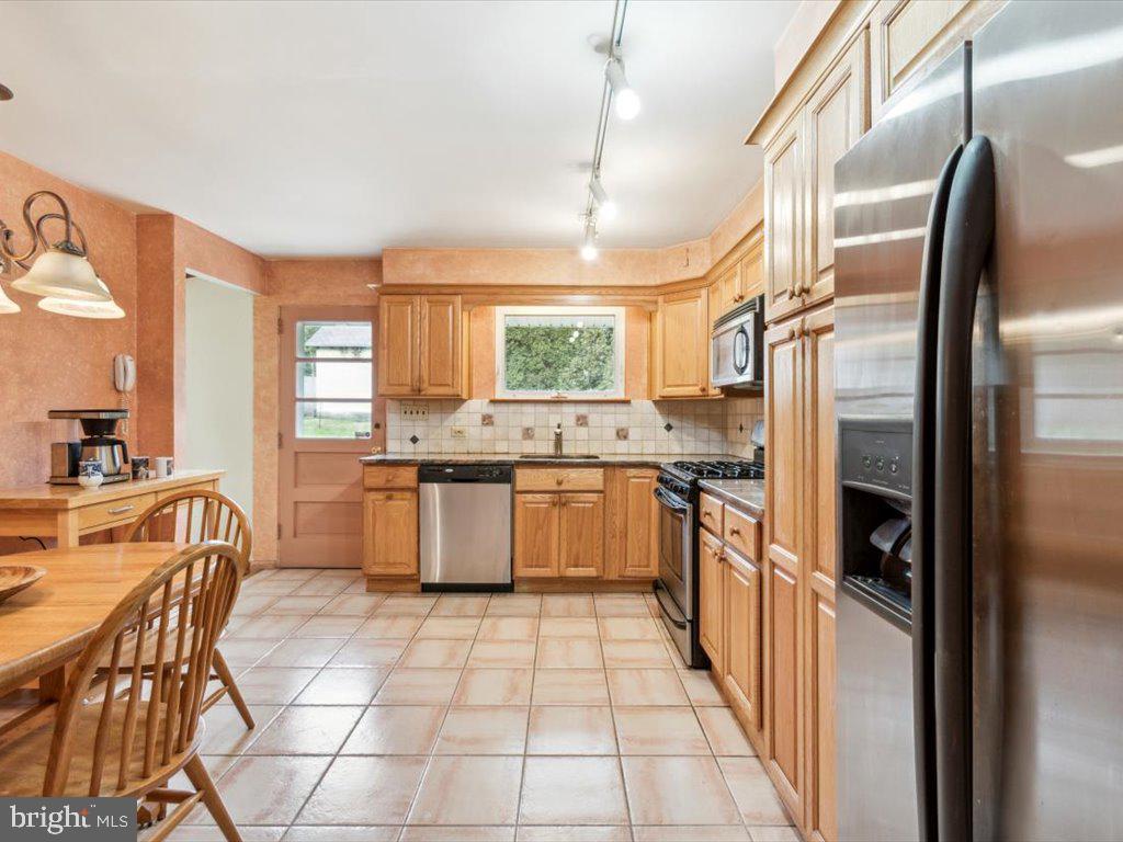 MELROSE PARK - Residential