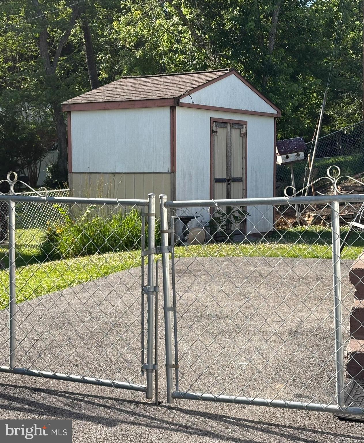 MARYLAND CITY - Residential