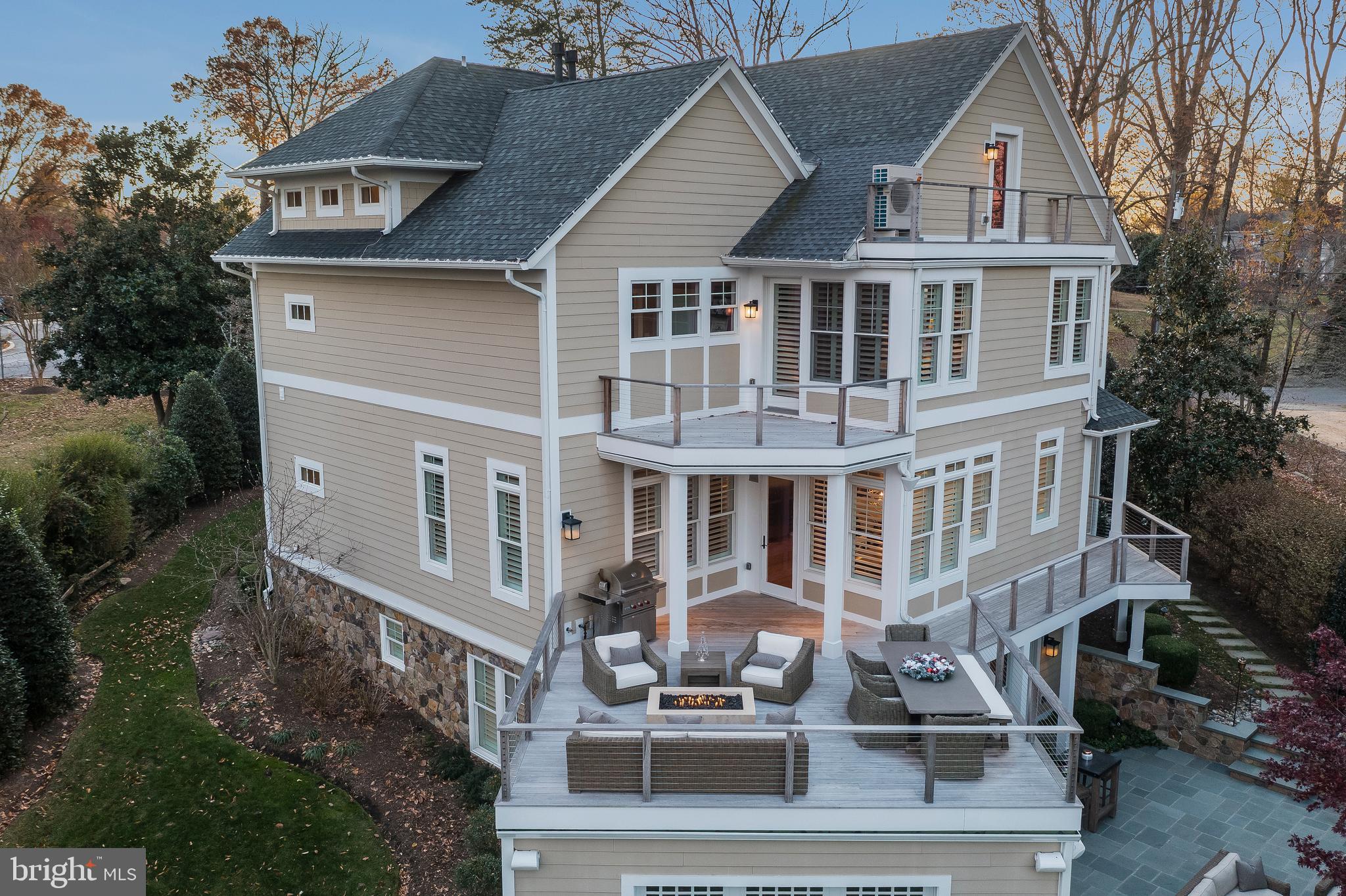 WARDOUR - Residential