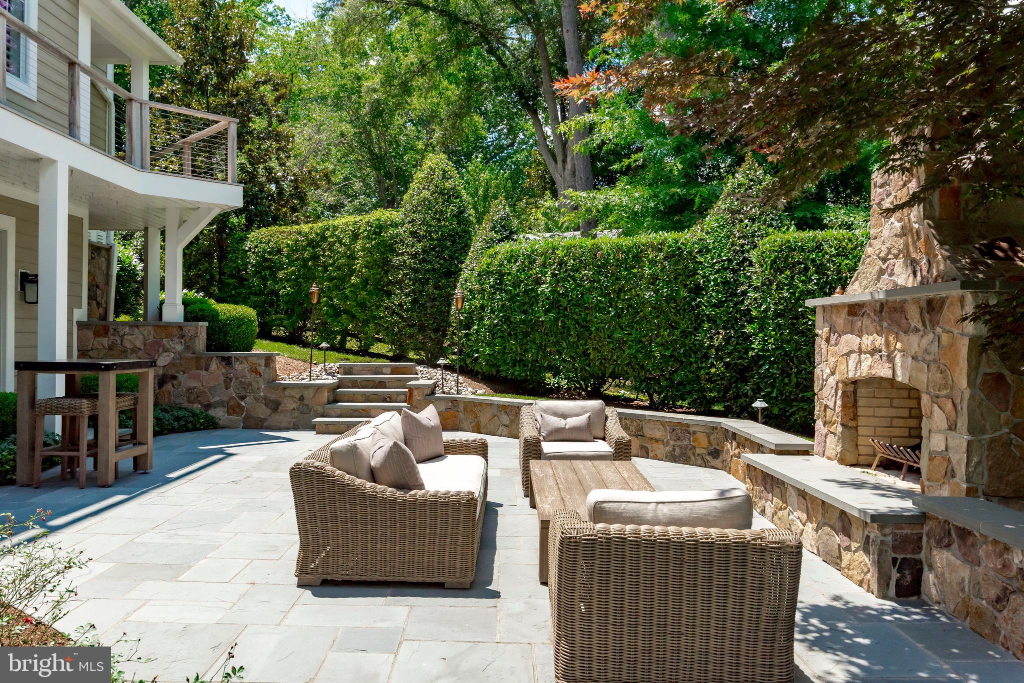 WARDOUR - Residential