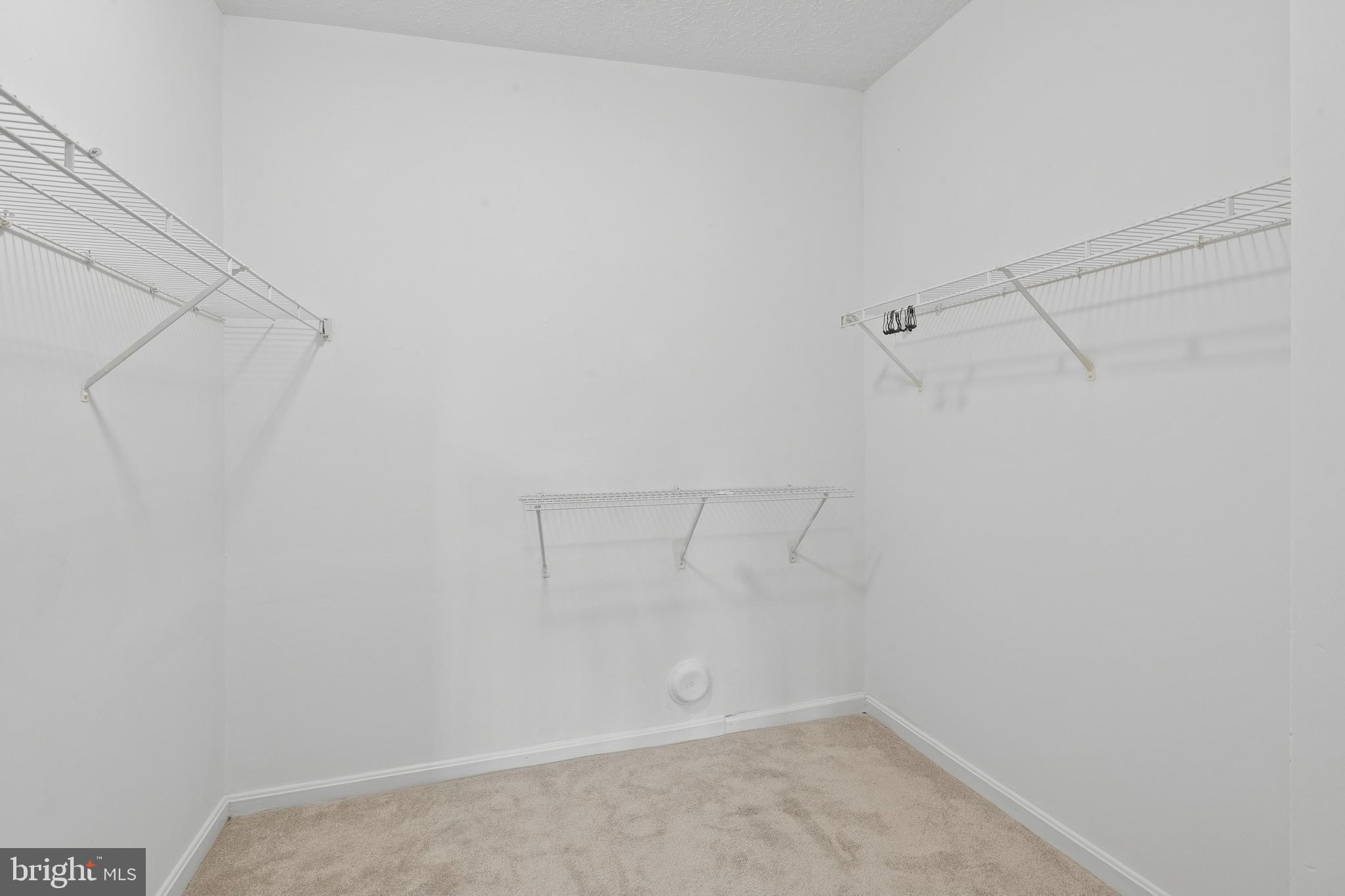 WOOD CREEK GOLF COMM - Residential