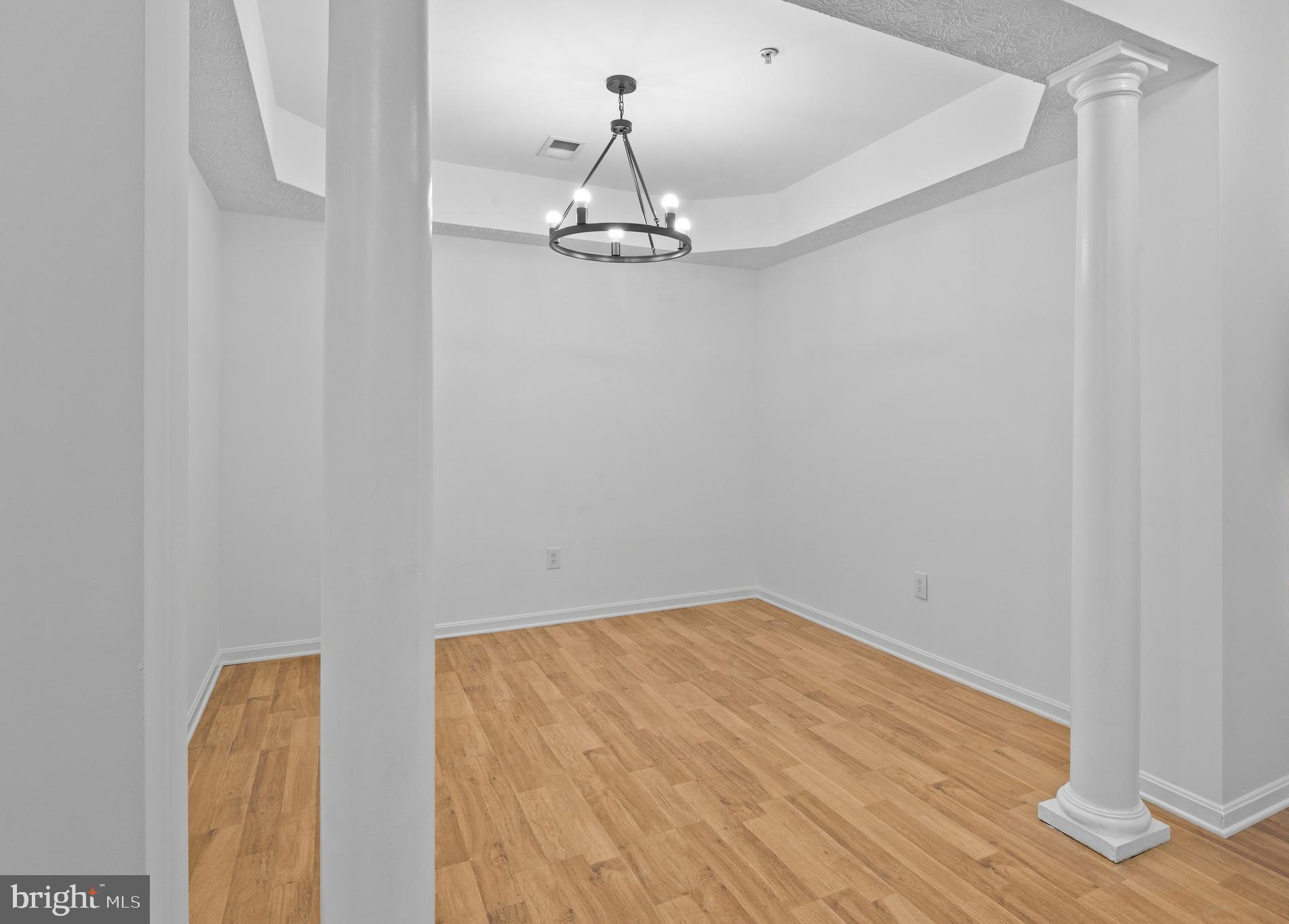 WOOD CREEK GOLF COMM - Residential
