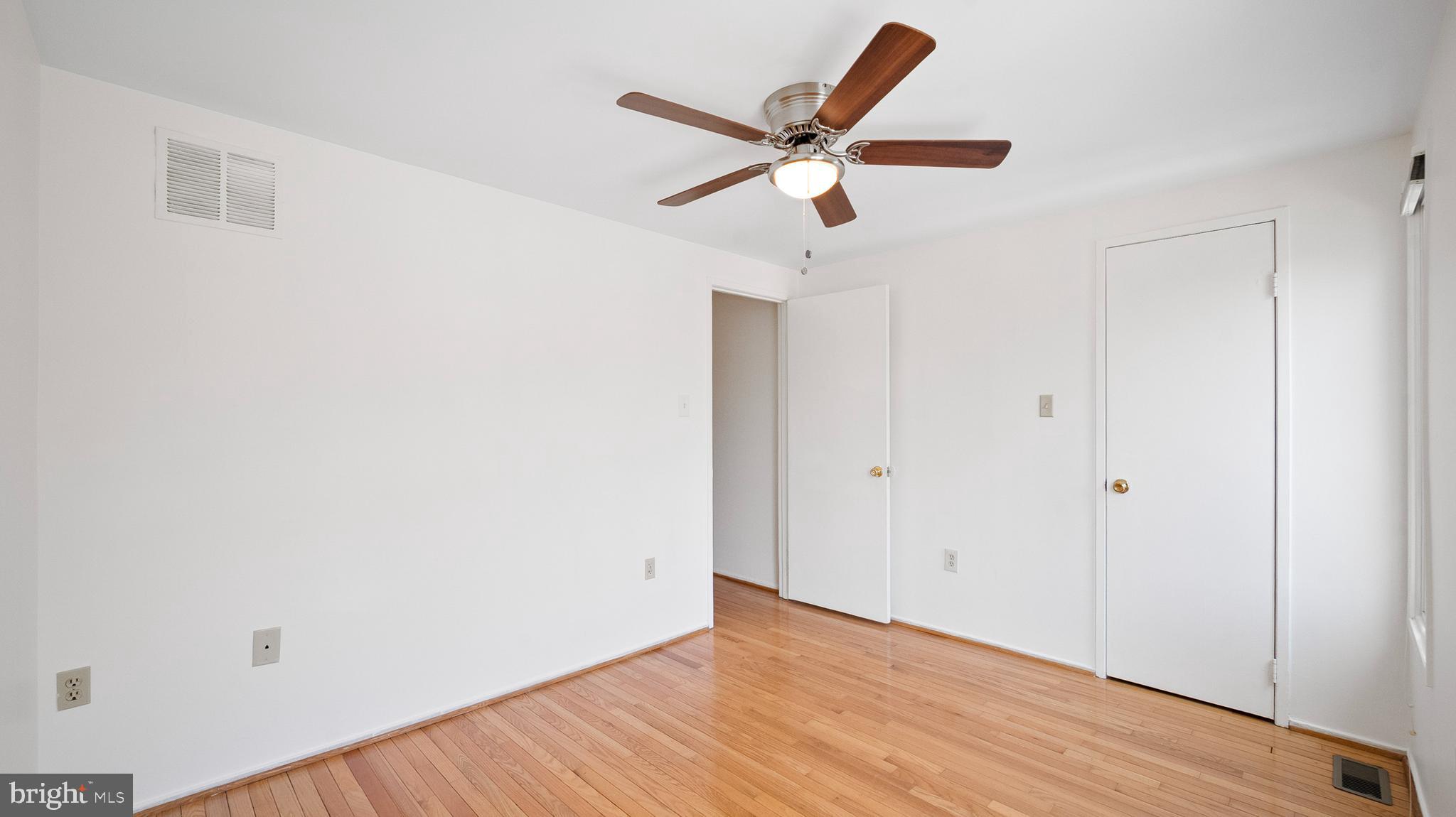 CHESTNUT HILLS - Residential