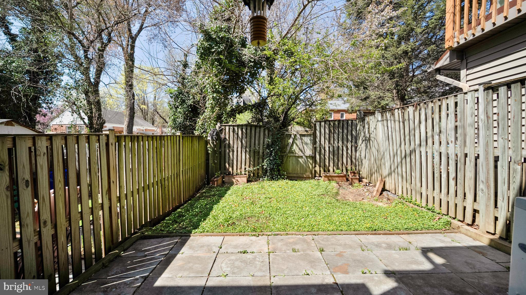 CHESTNUT HILLS - Residential