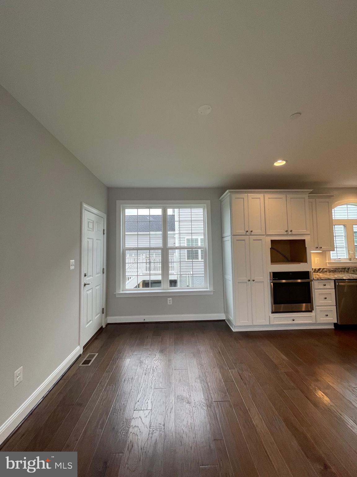 MEADOWS AT TOWN RUN II - Residential