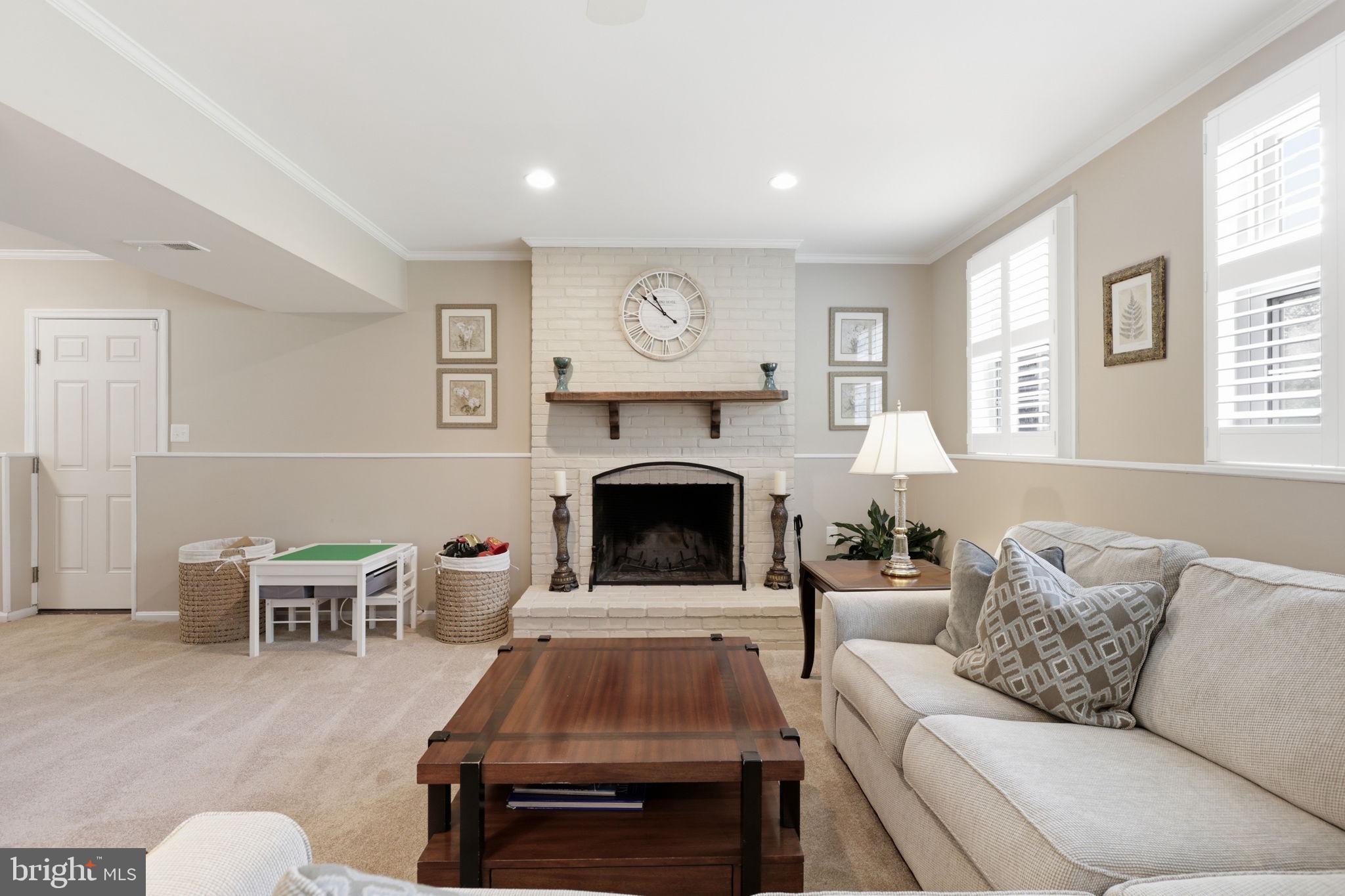 MILLS FARM - Residential