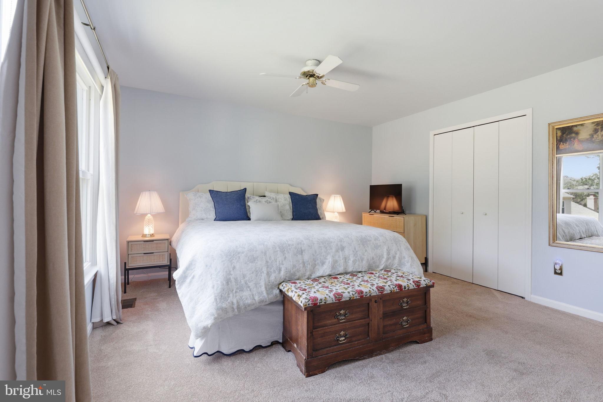 MILLS FARM - Residential