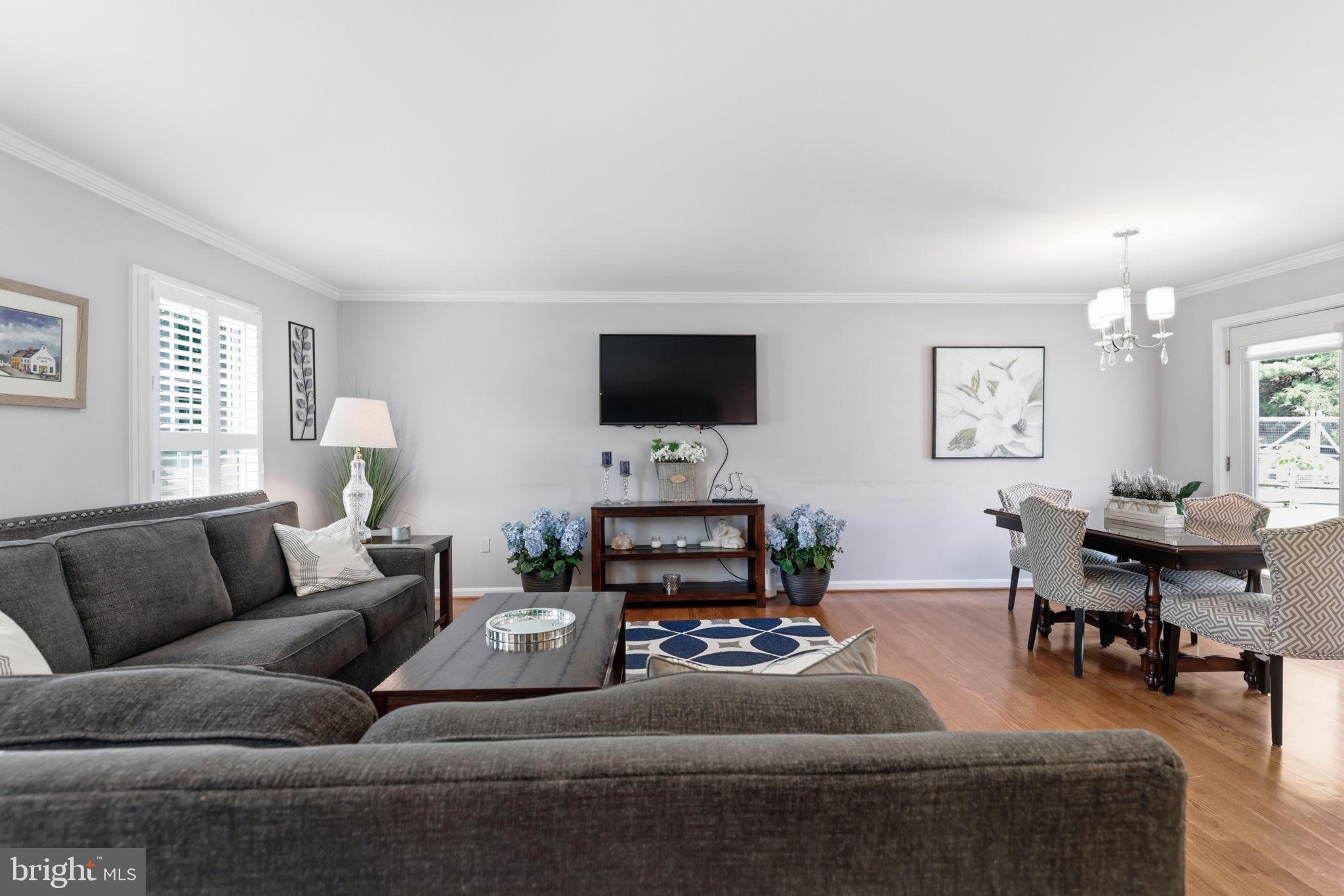 MILLS FARM - Residential