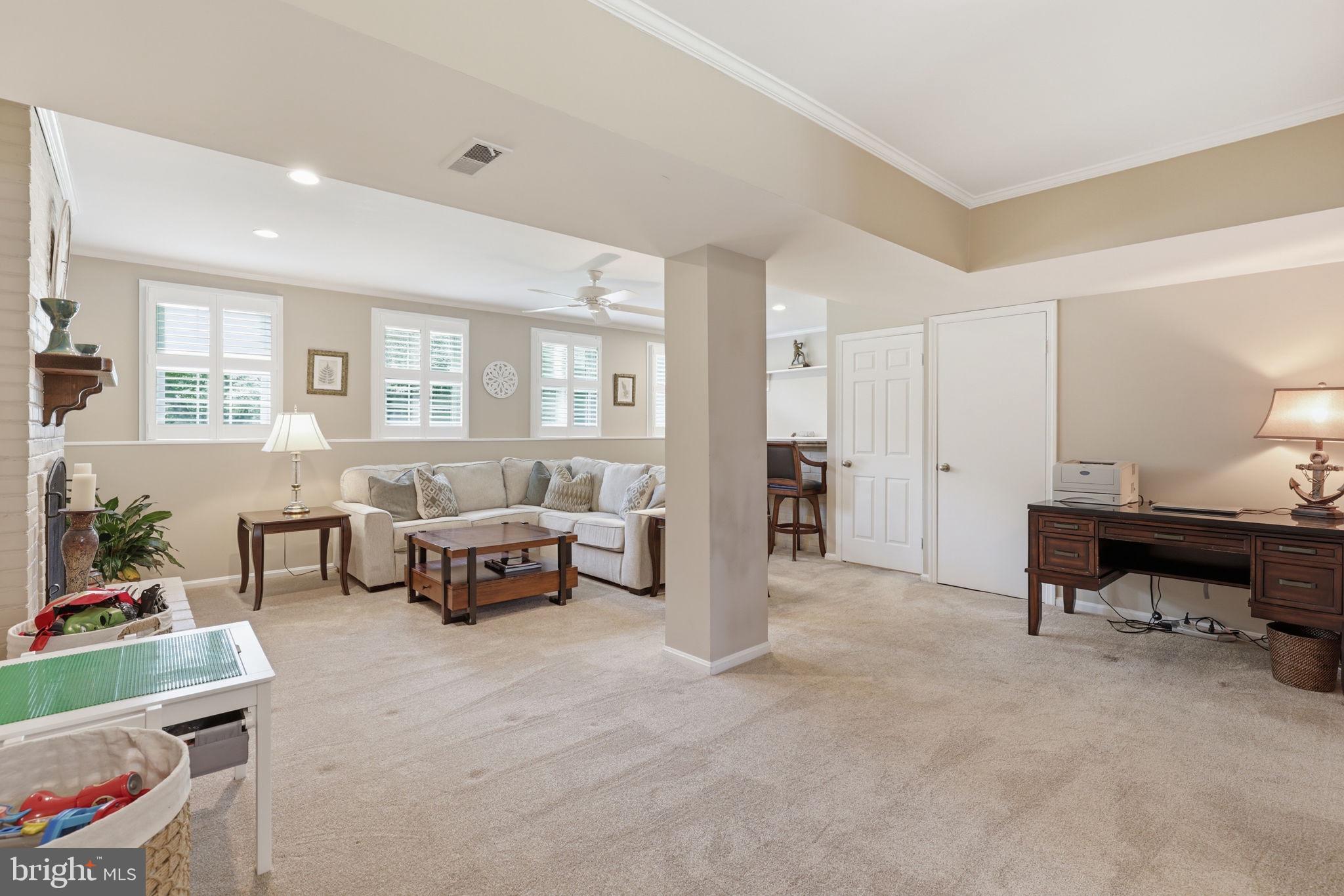 MILLS FARM - Residential