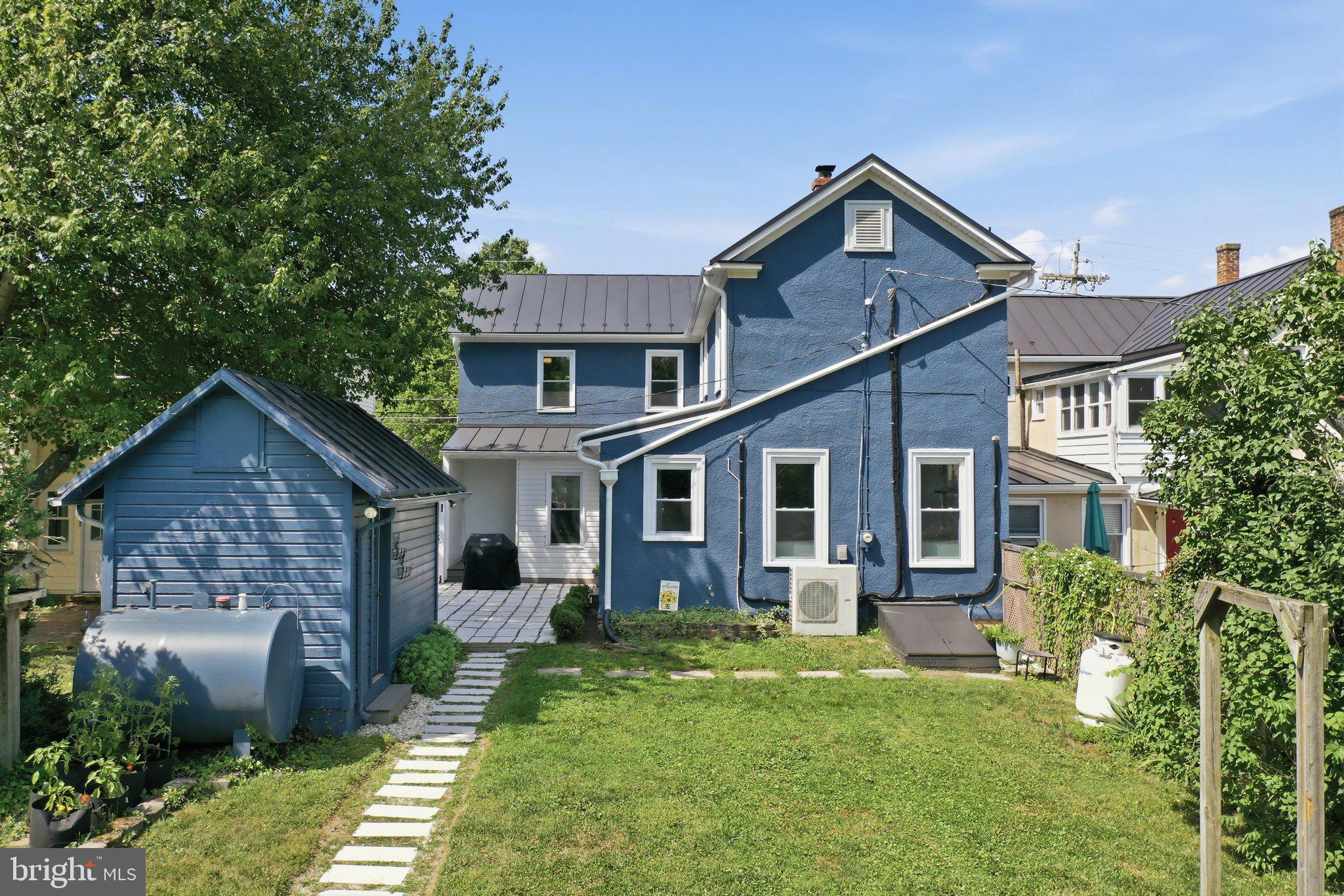 MAIN STREET - Residential