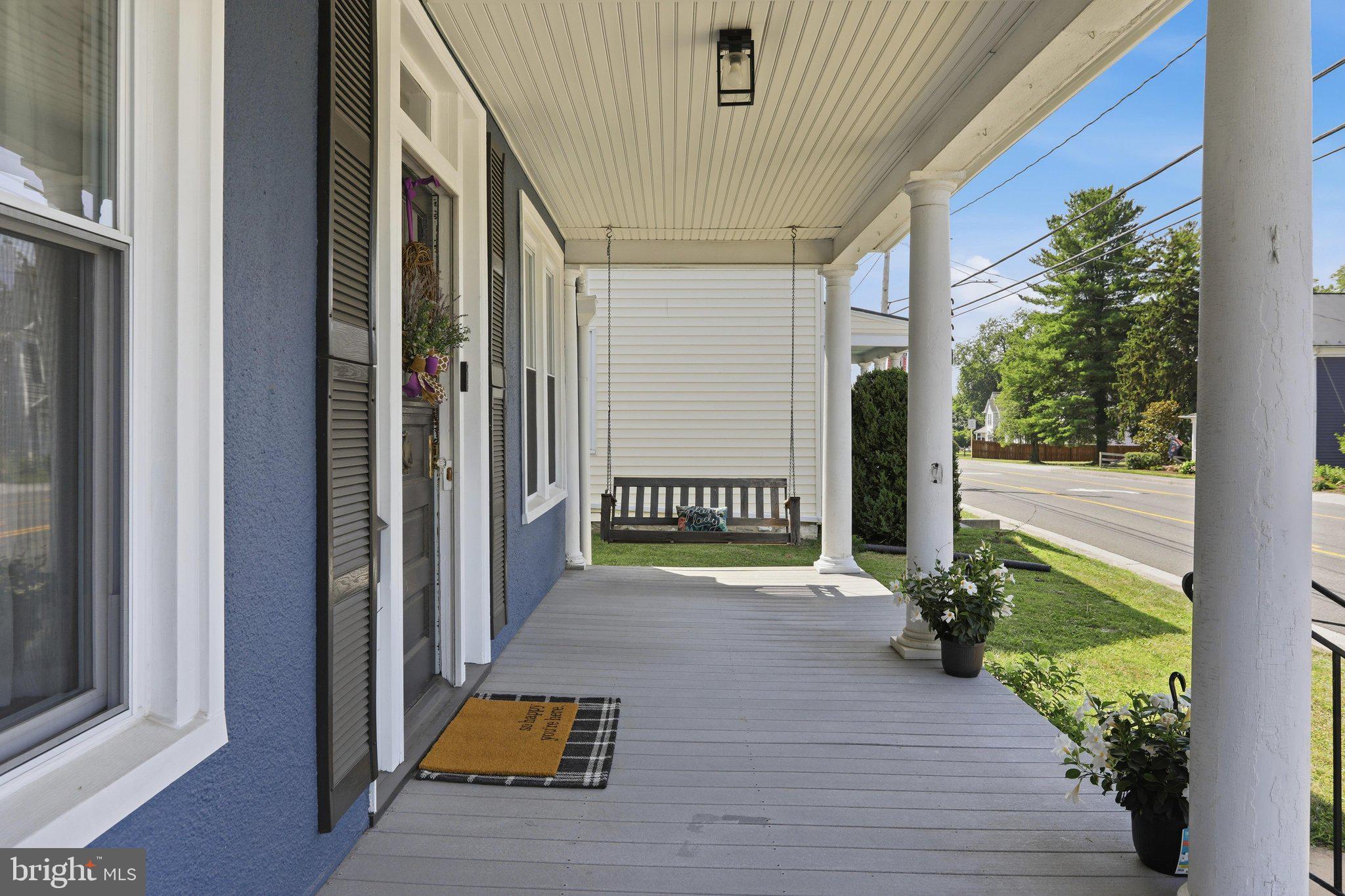 MAIN STREET - Residential