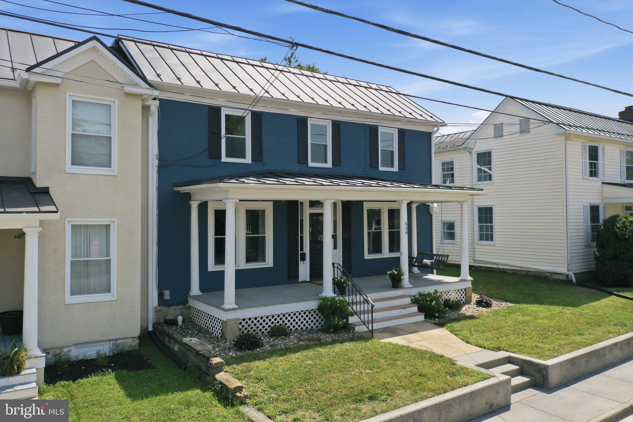 MAIN STREET - Residential