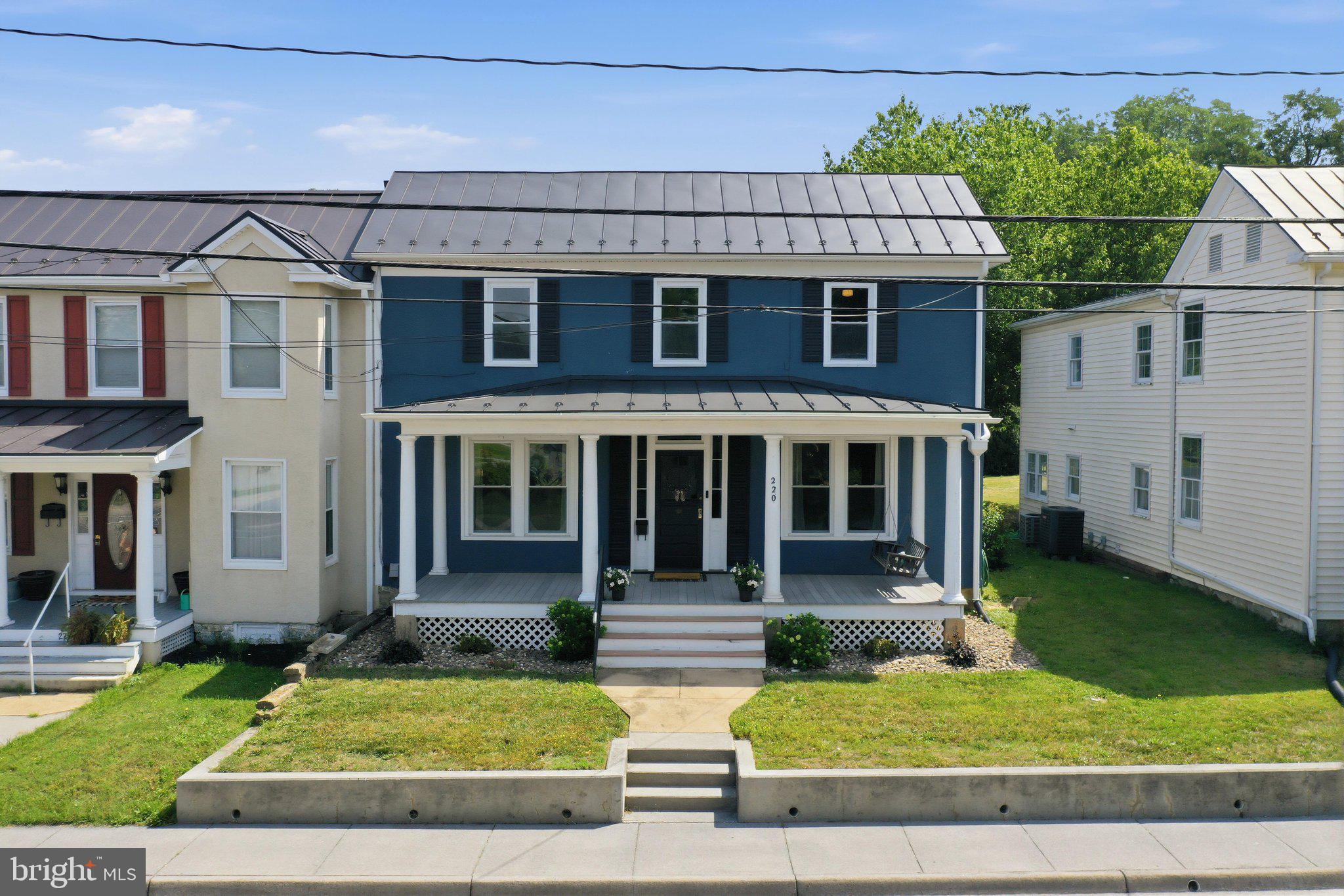 MAIN STREET - Residential