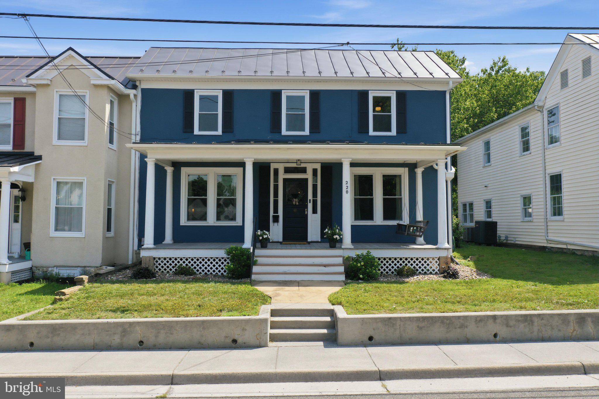 MAIN STREET - Residential