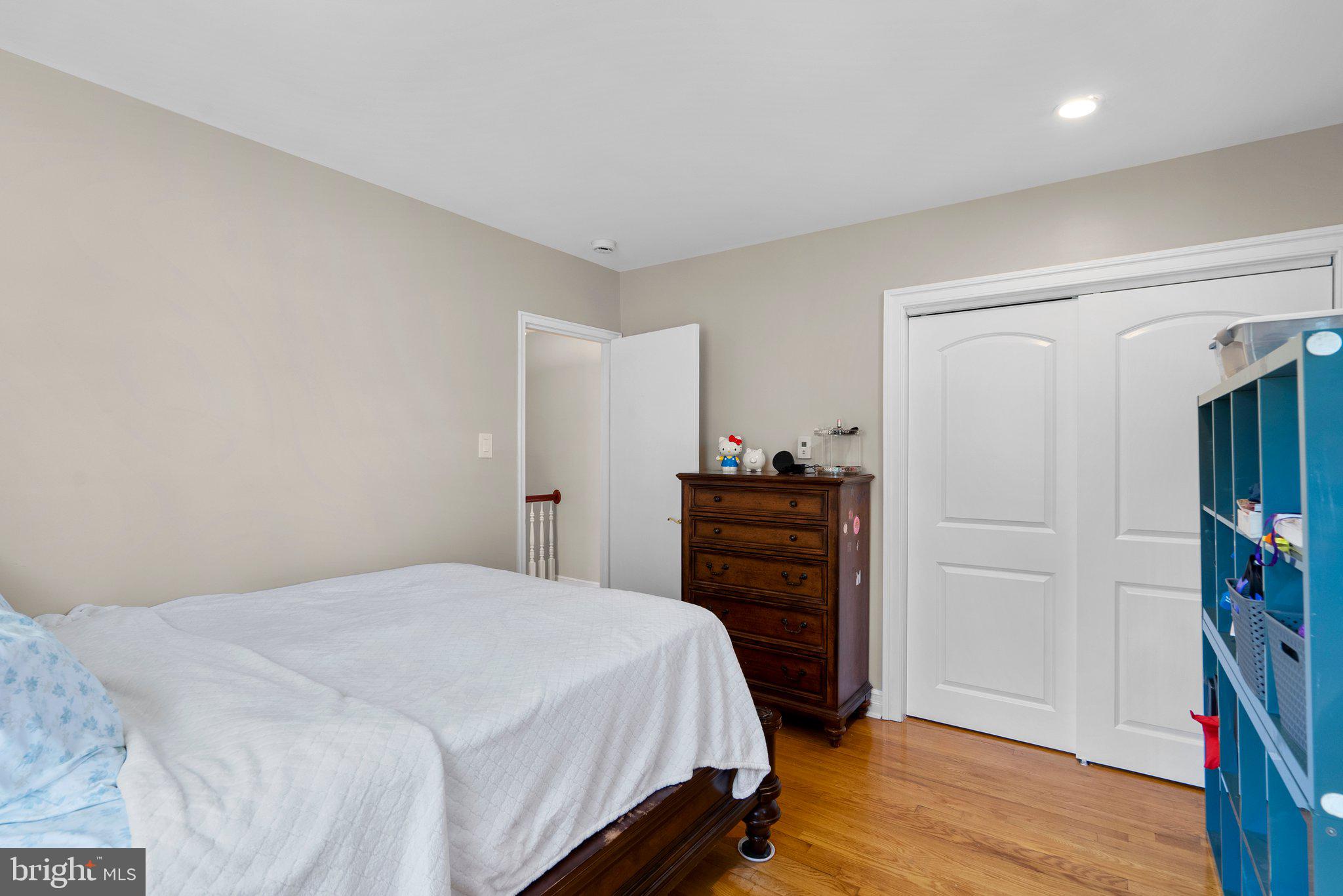 GREENWOOD KNOLLS - Residential