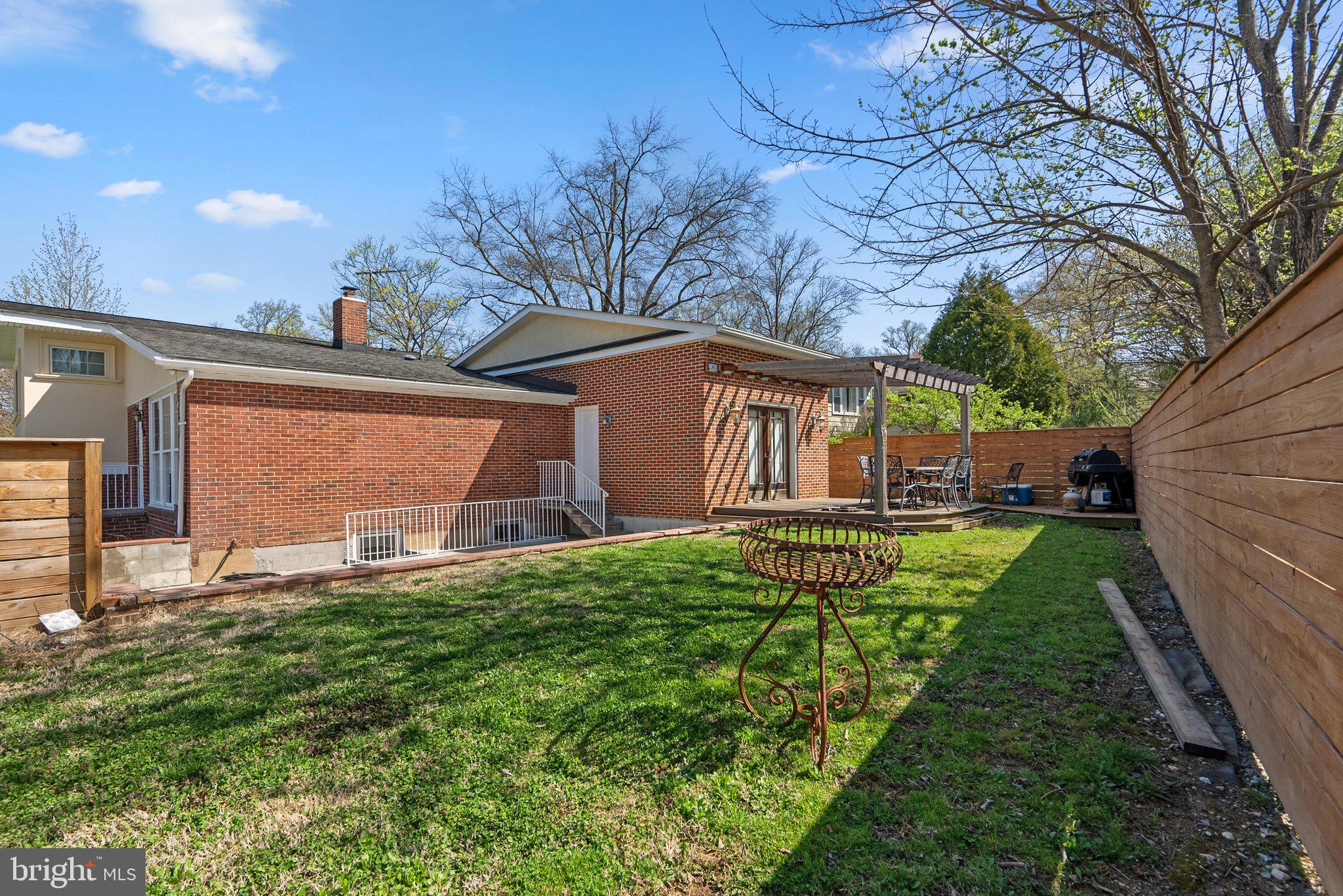 GREENWOOD KNOLLS - Residential