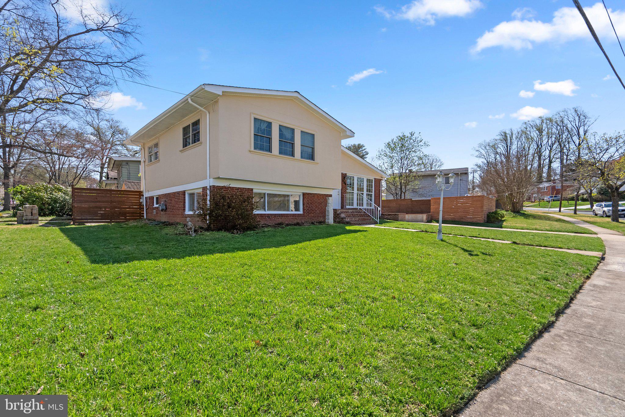 GREENWOOD KNOLLS - Residential