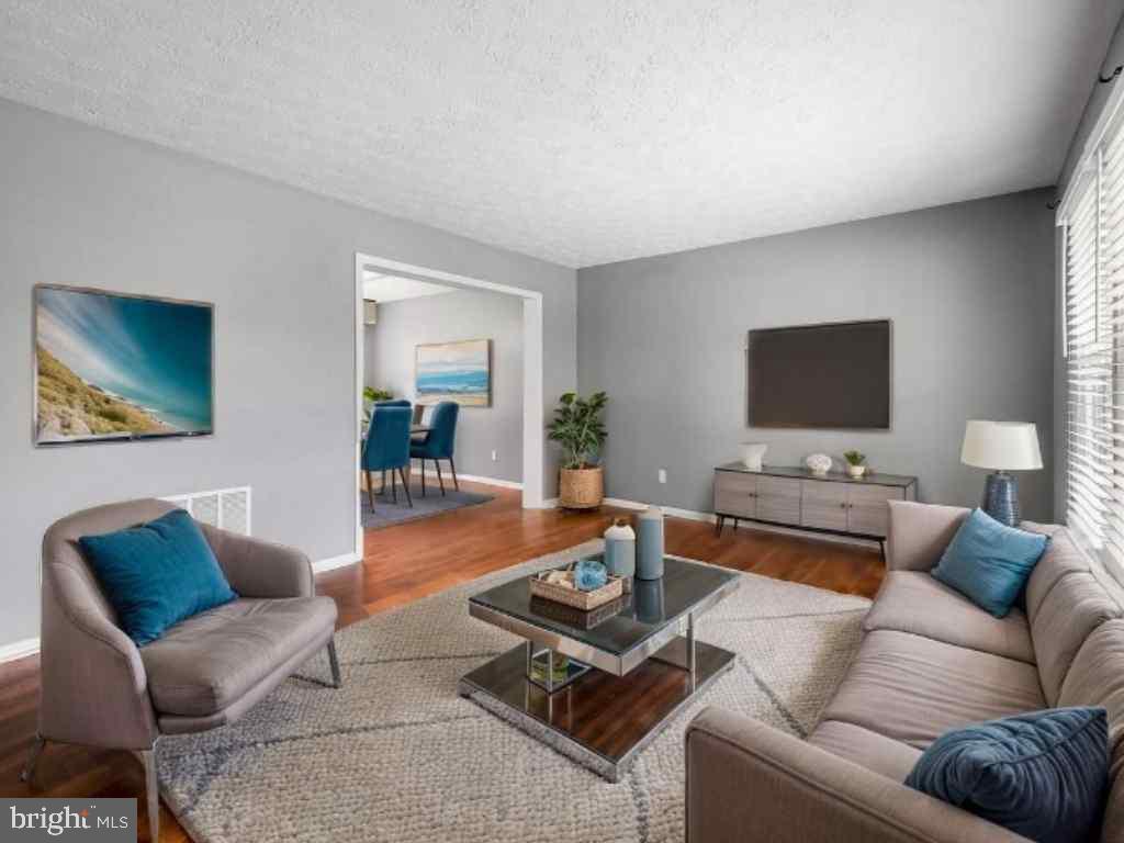 BAY VIEW ESTATES - Residential
