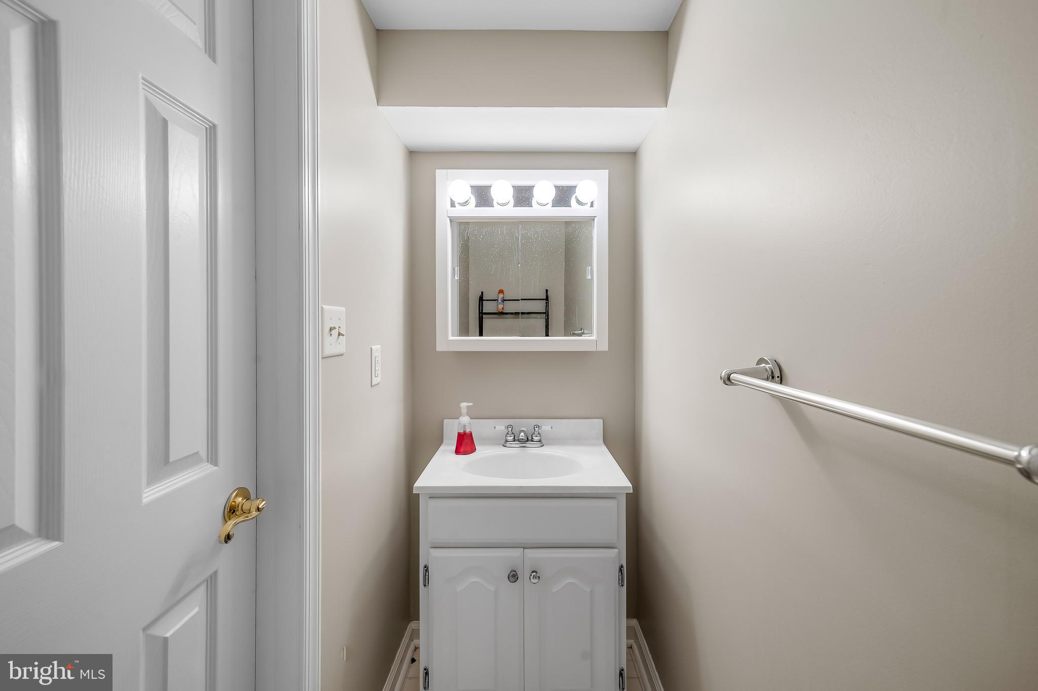 BAY VIEW ESTATES - Residential