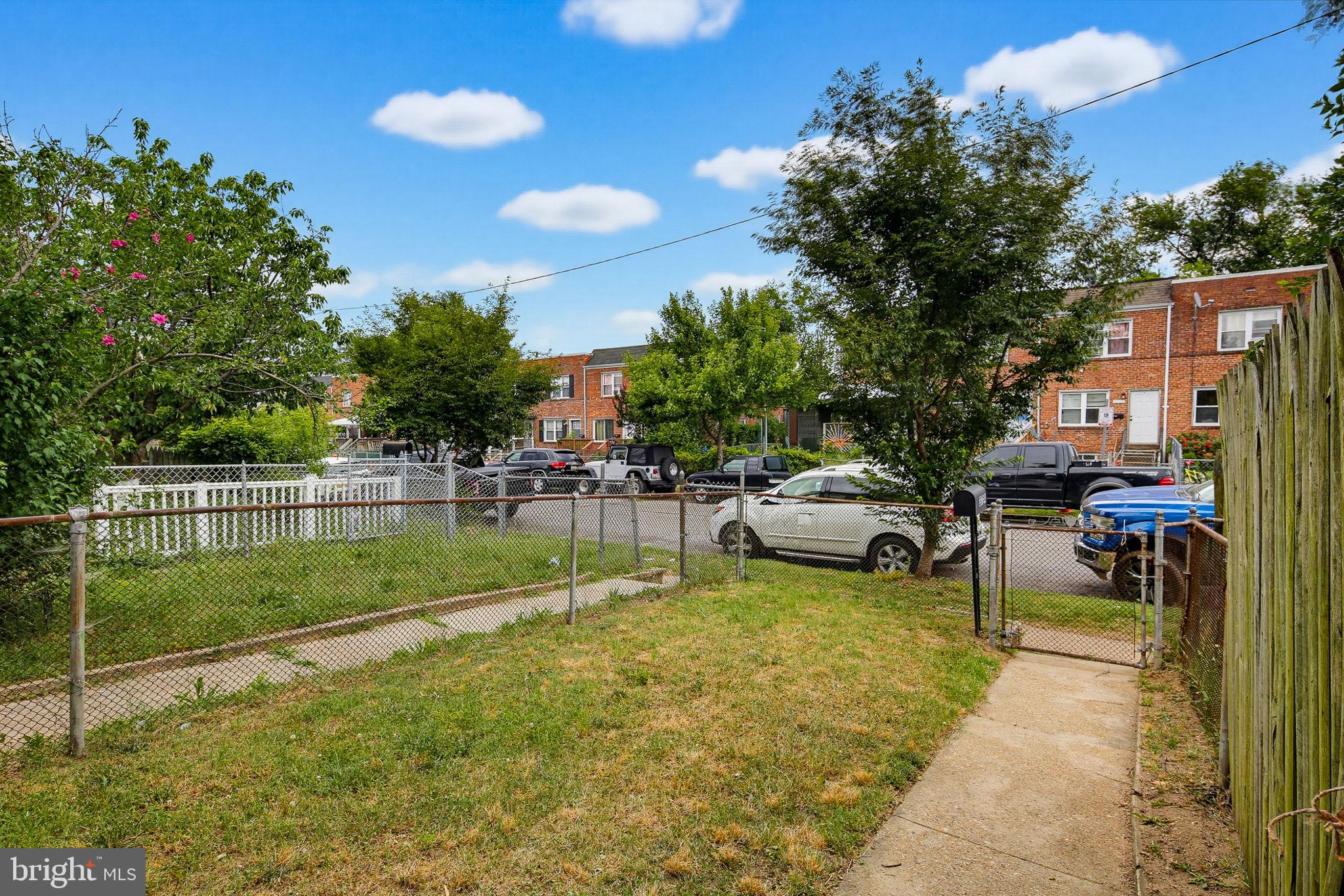 BROOKLYN - Residential