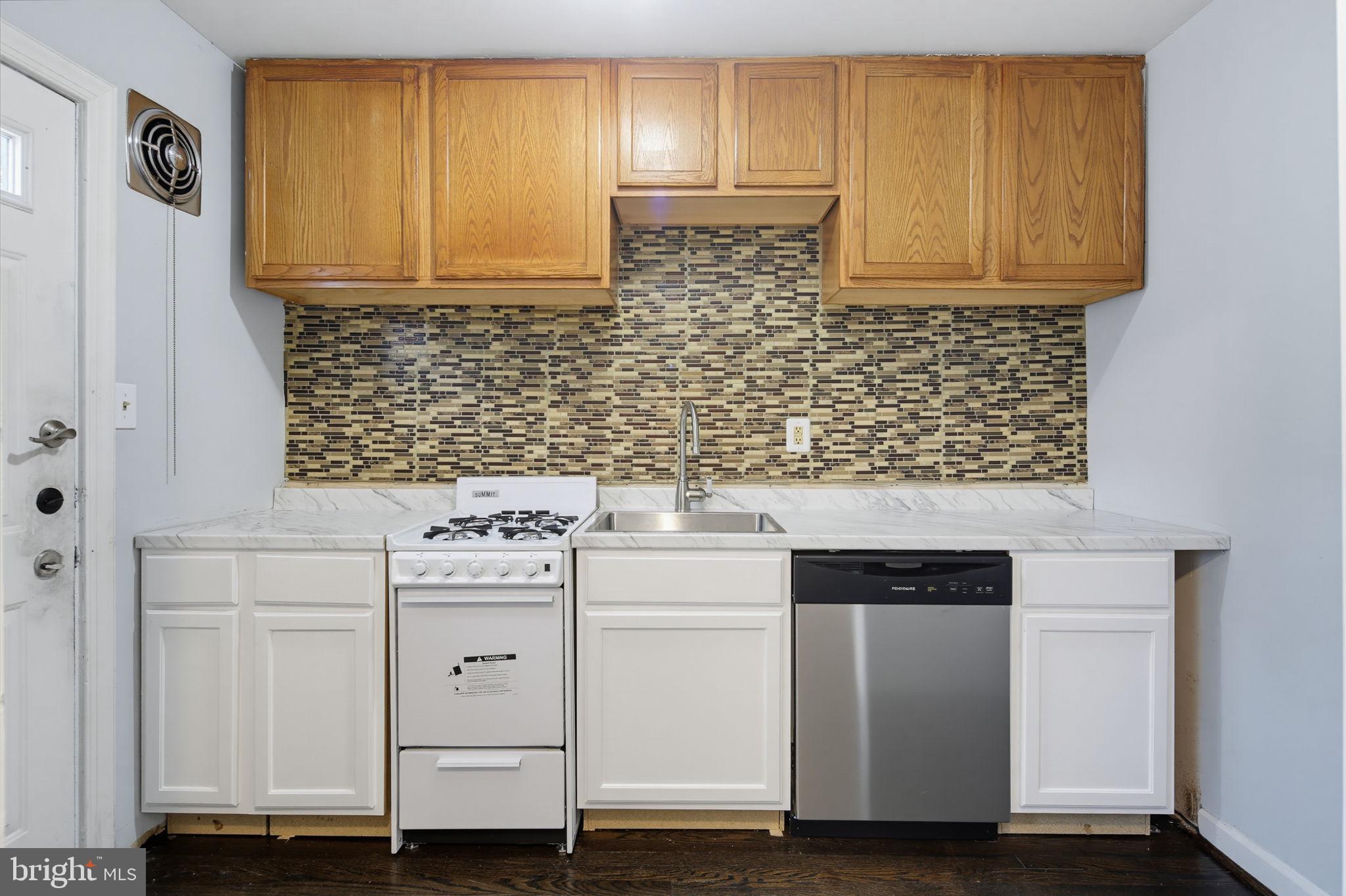 BROOKLYN - Residential