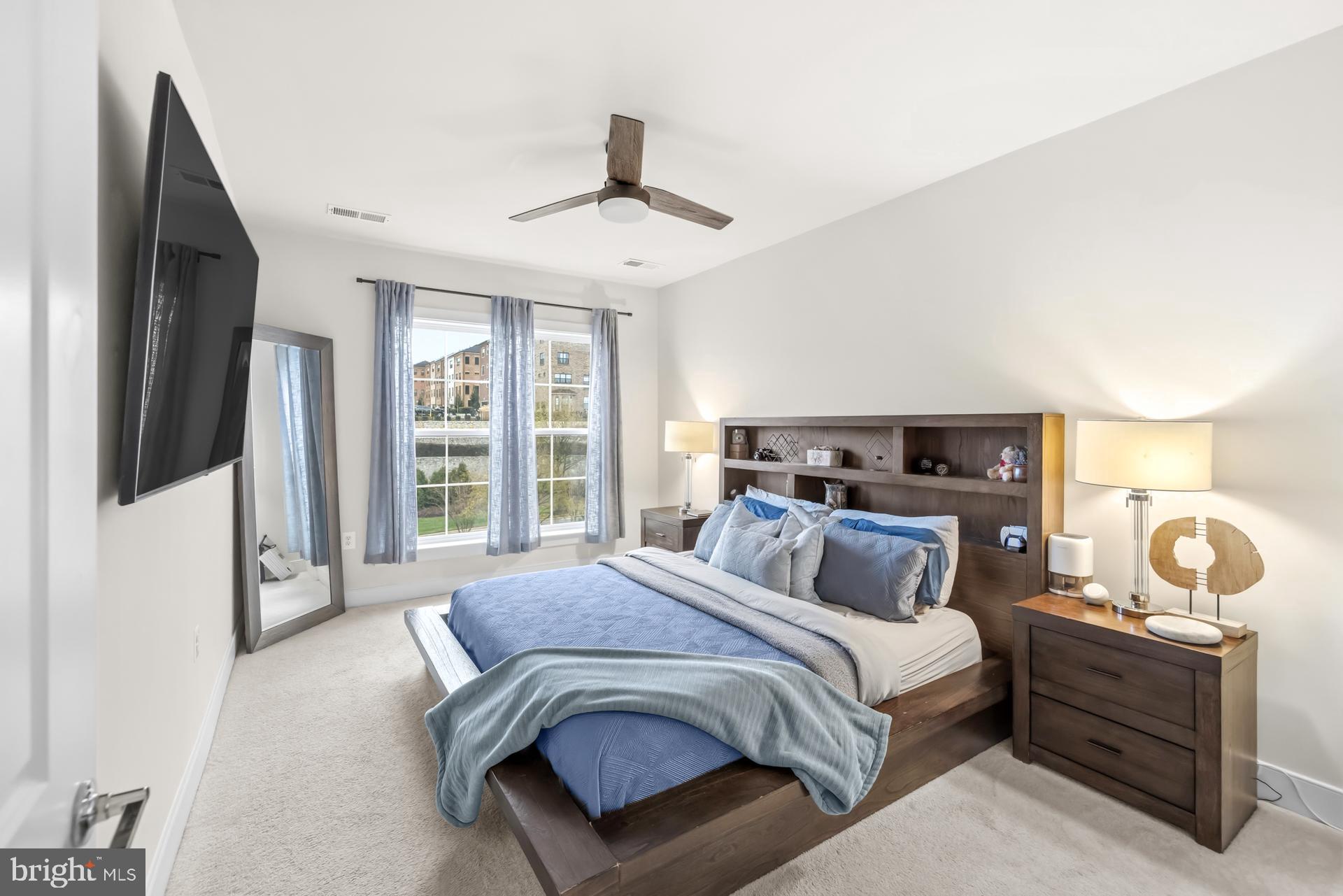 THE FLATS AT NATIONAL HARBOR - Residential Lease