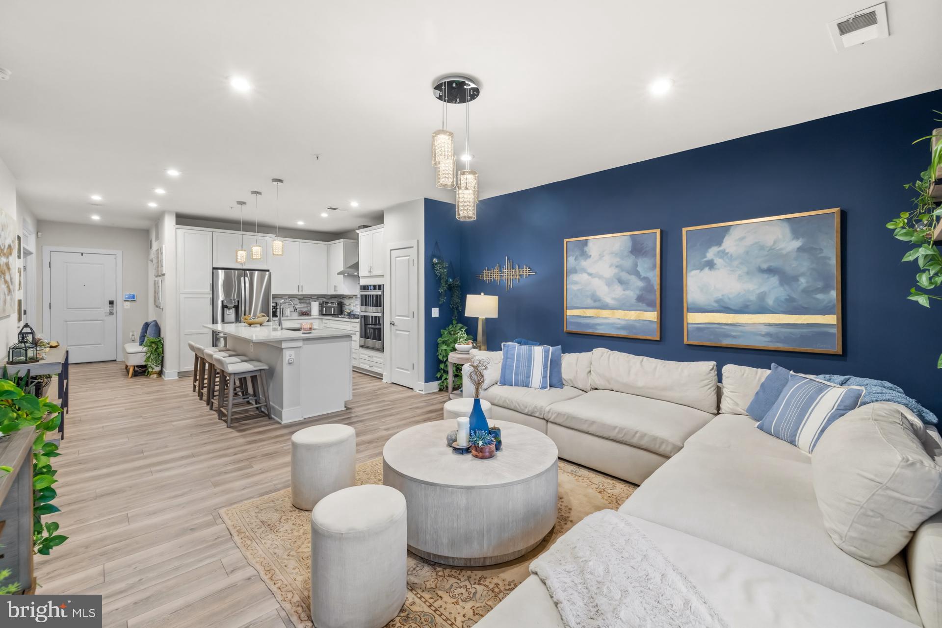 THE FLATS AT NATIONAL HARBOR - Residential Lease