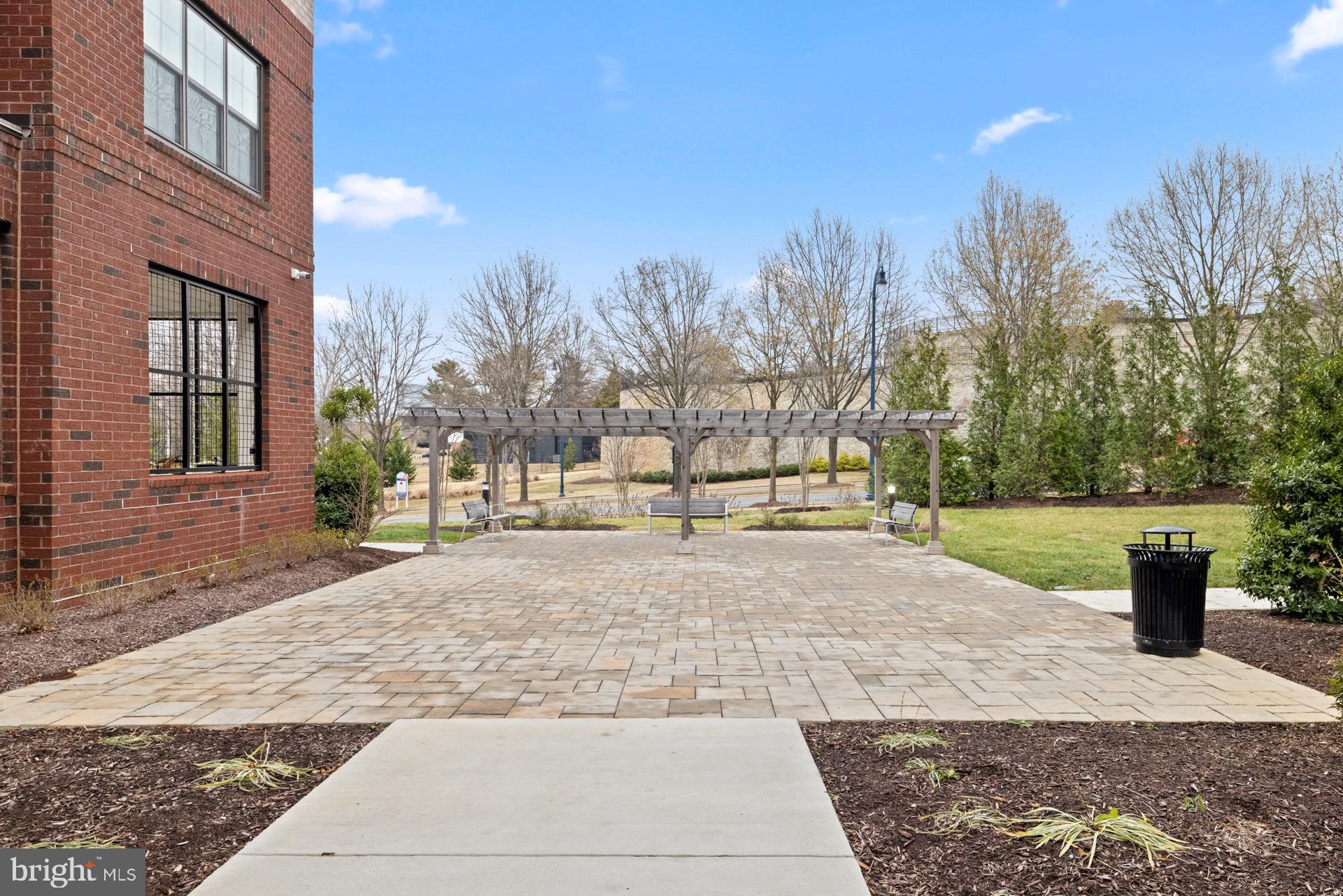 THE FLATS AT NATIONAL HARBOR - Residential Lease