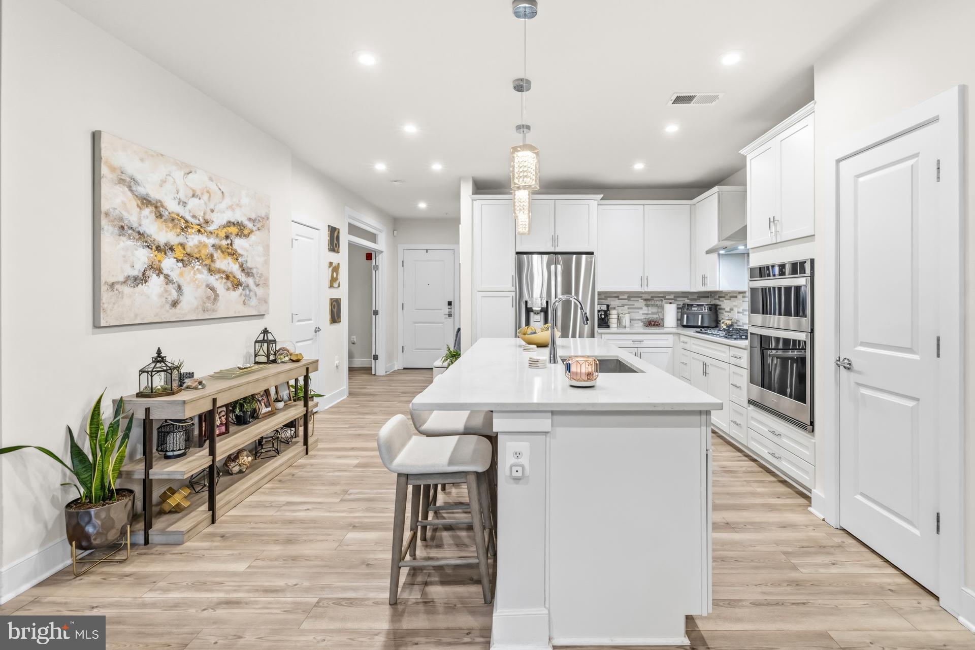THE FLATS AT NATIONAL HARBOR - Residential Lease