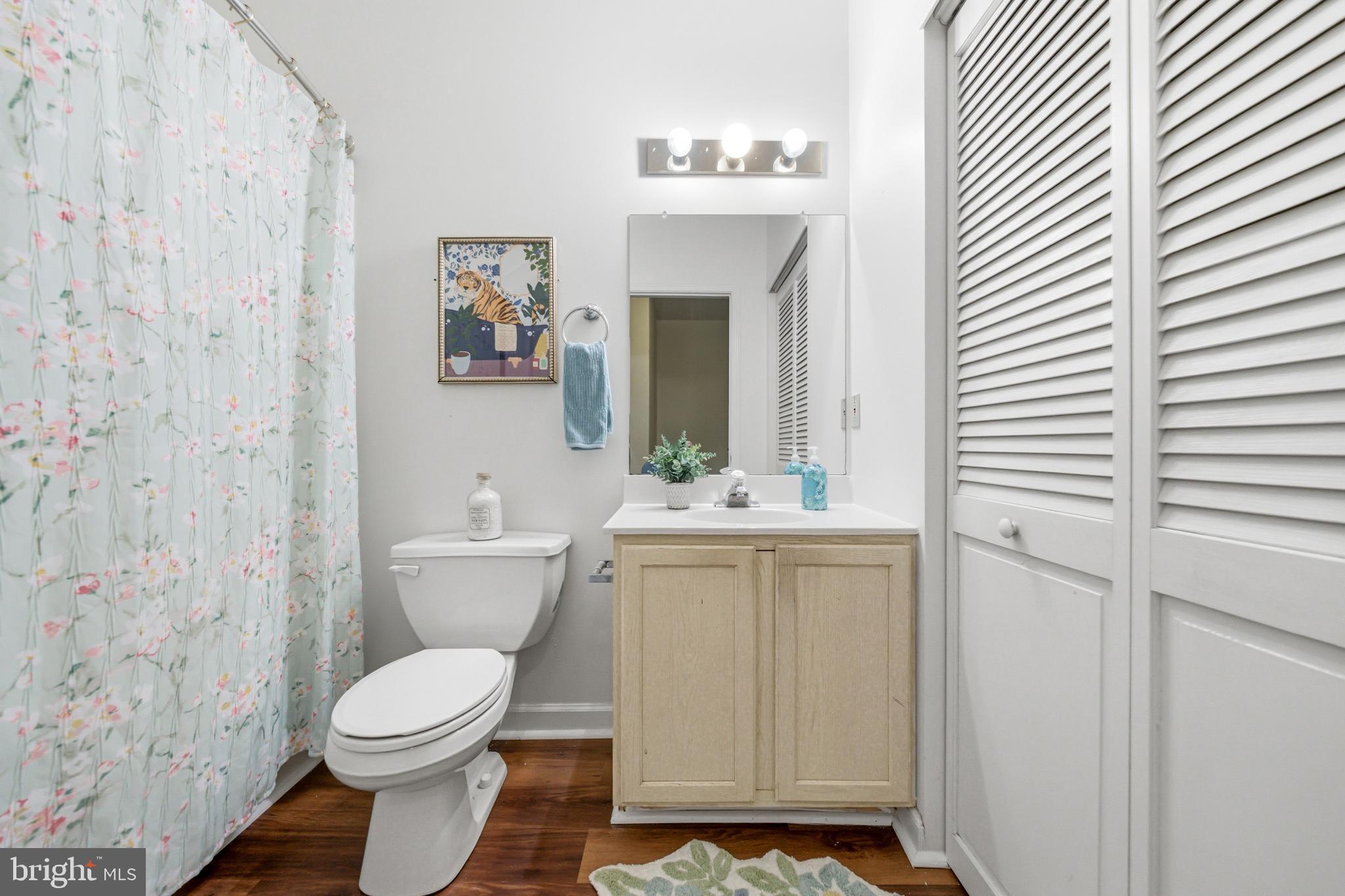 NEEDLEWORKS LOFTS - Residential