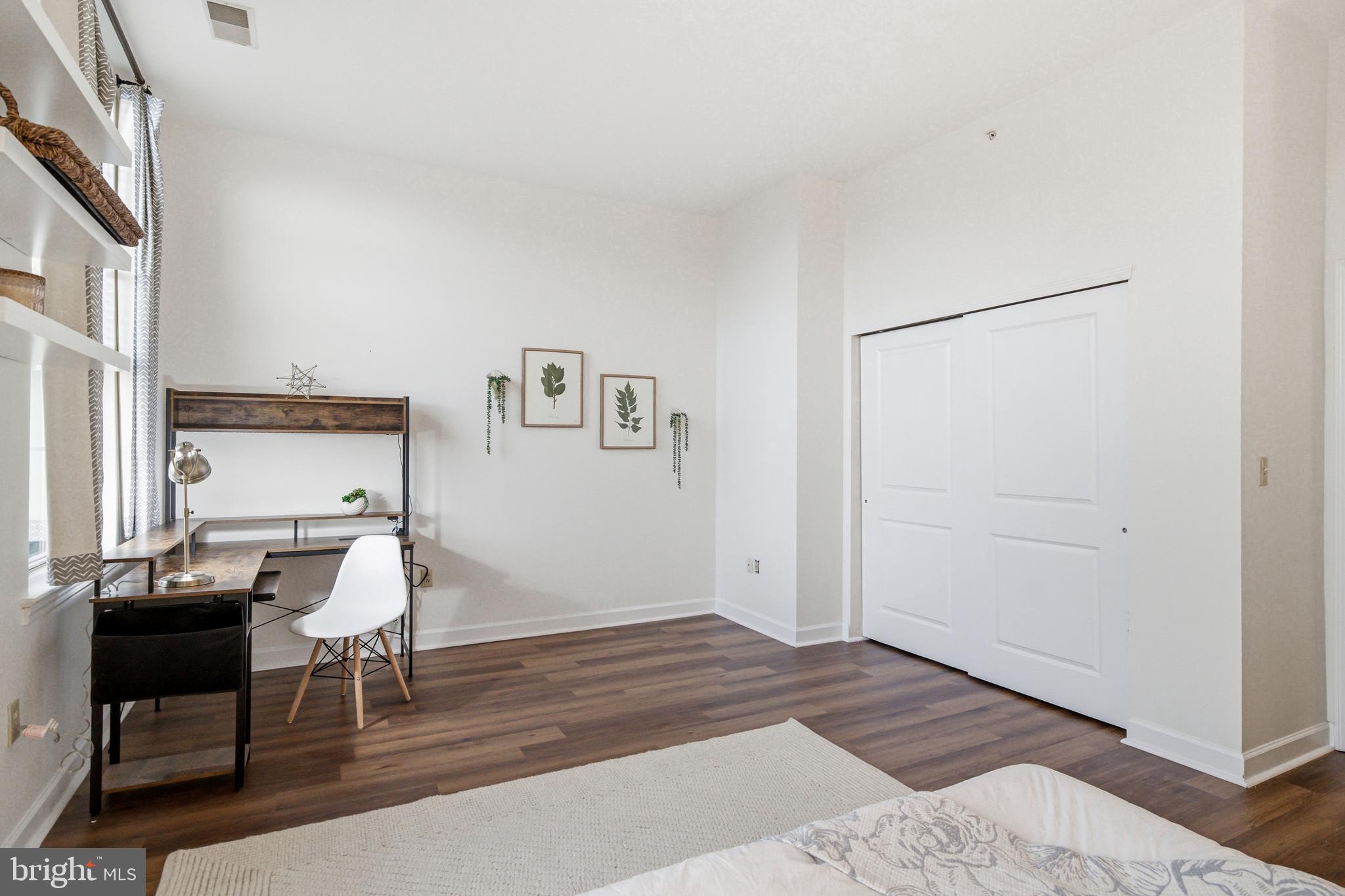 NEEDLEWORKS LOFTS - Residential