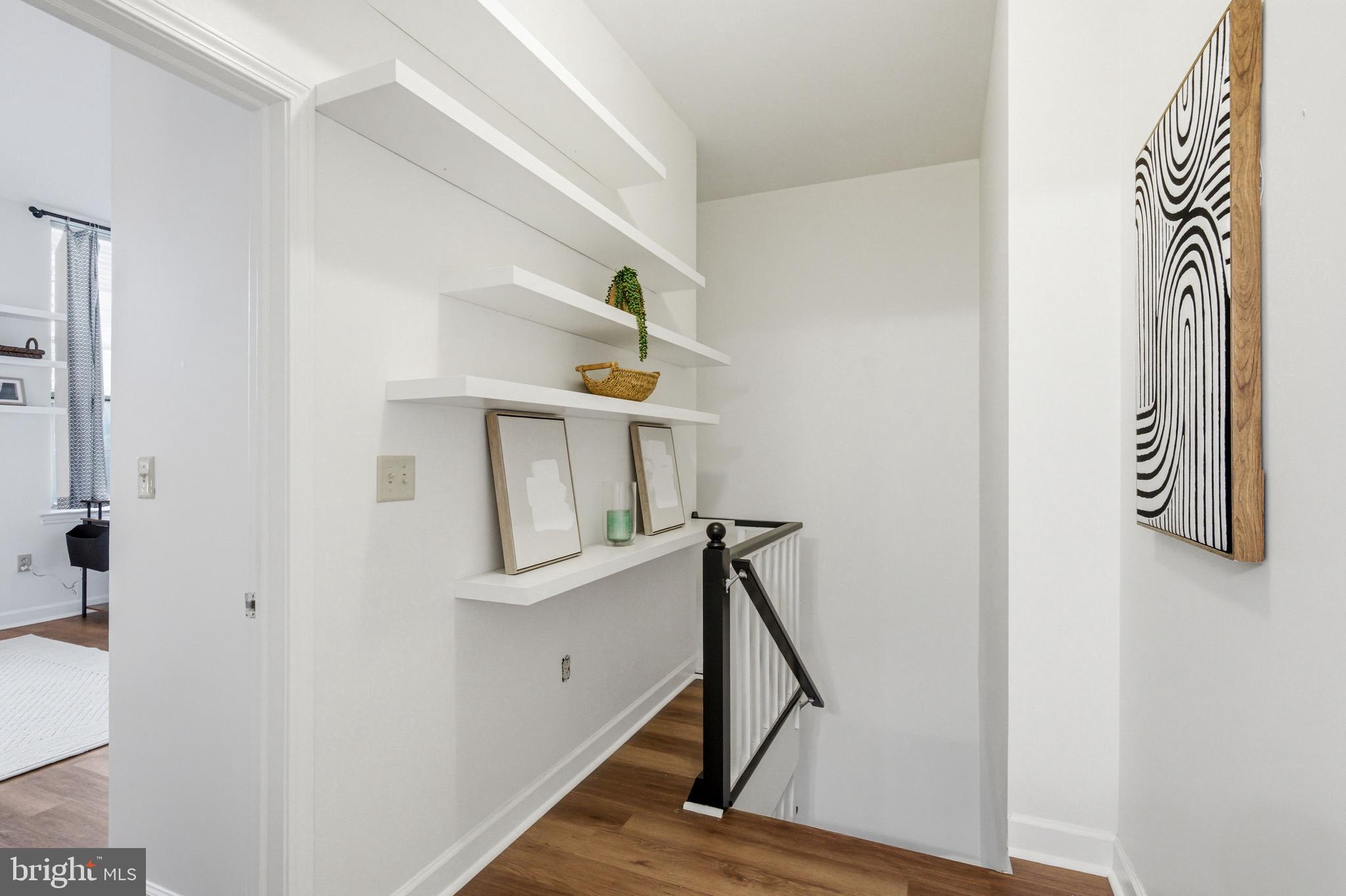 NEEDLEWORKS LOFTS - Residential