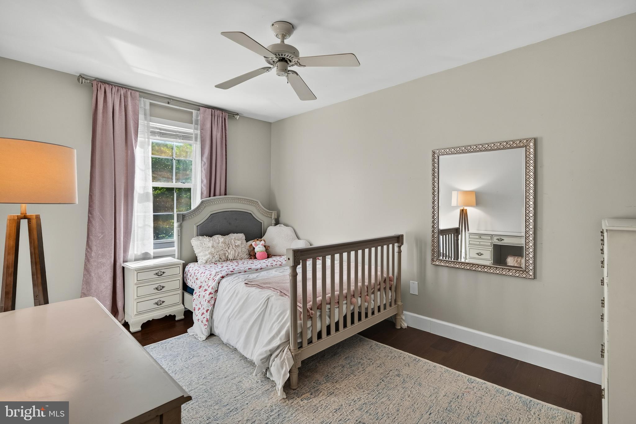 VICTORIA CROSSING - Residential