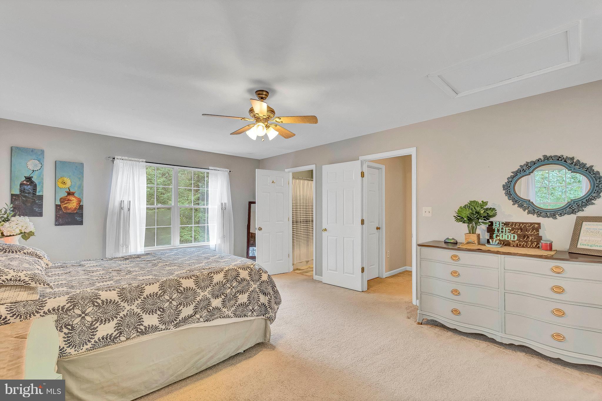 LONG BEACH HILLS - Residential