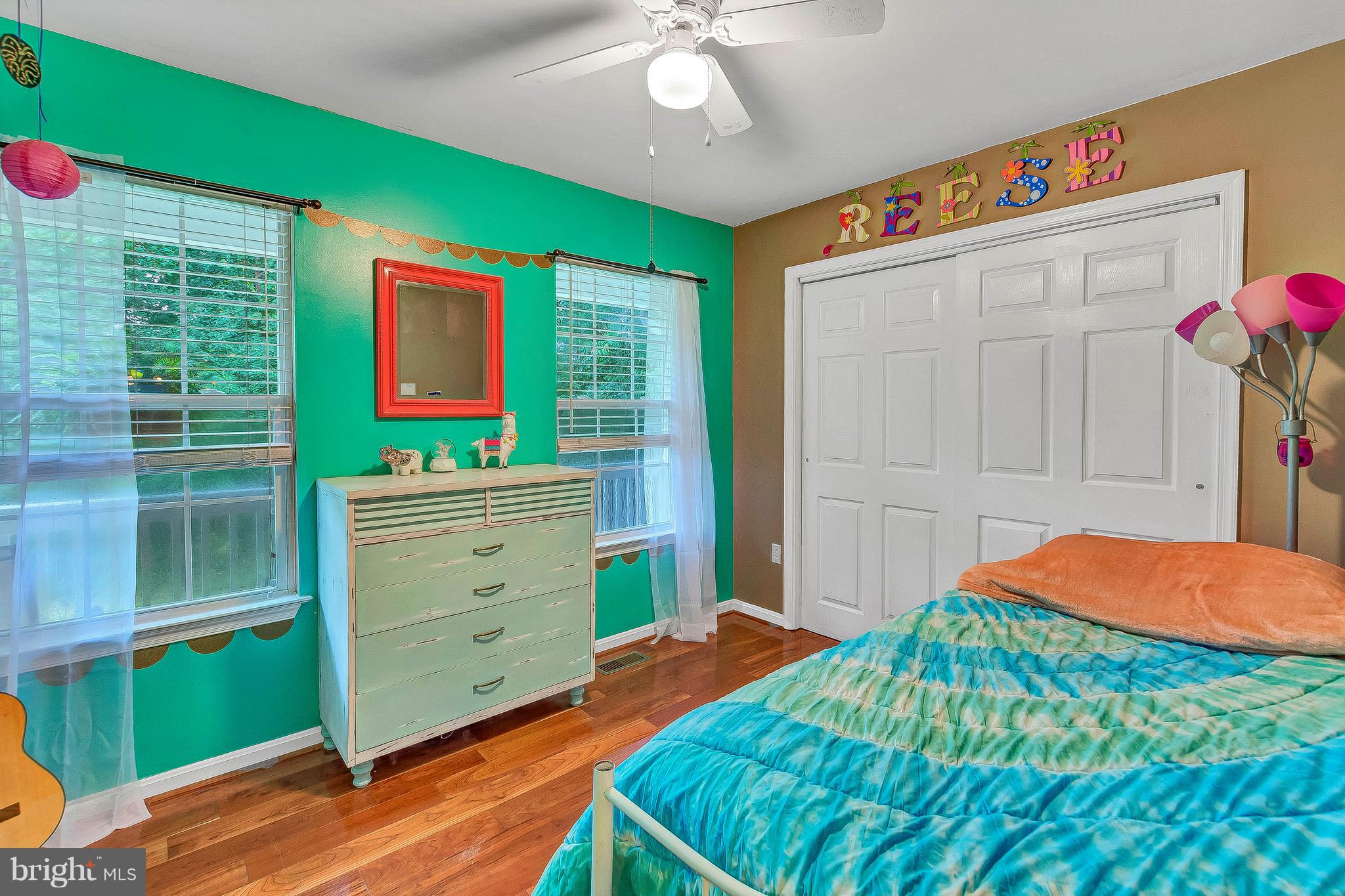 LONG BEACH HILLS - Residential